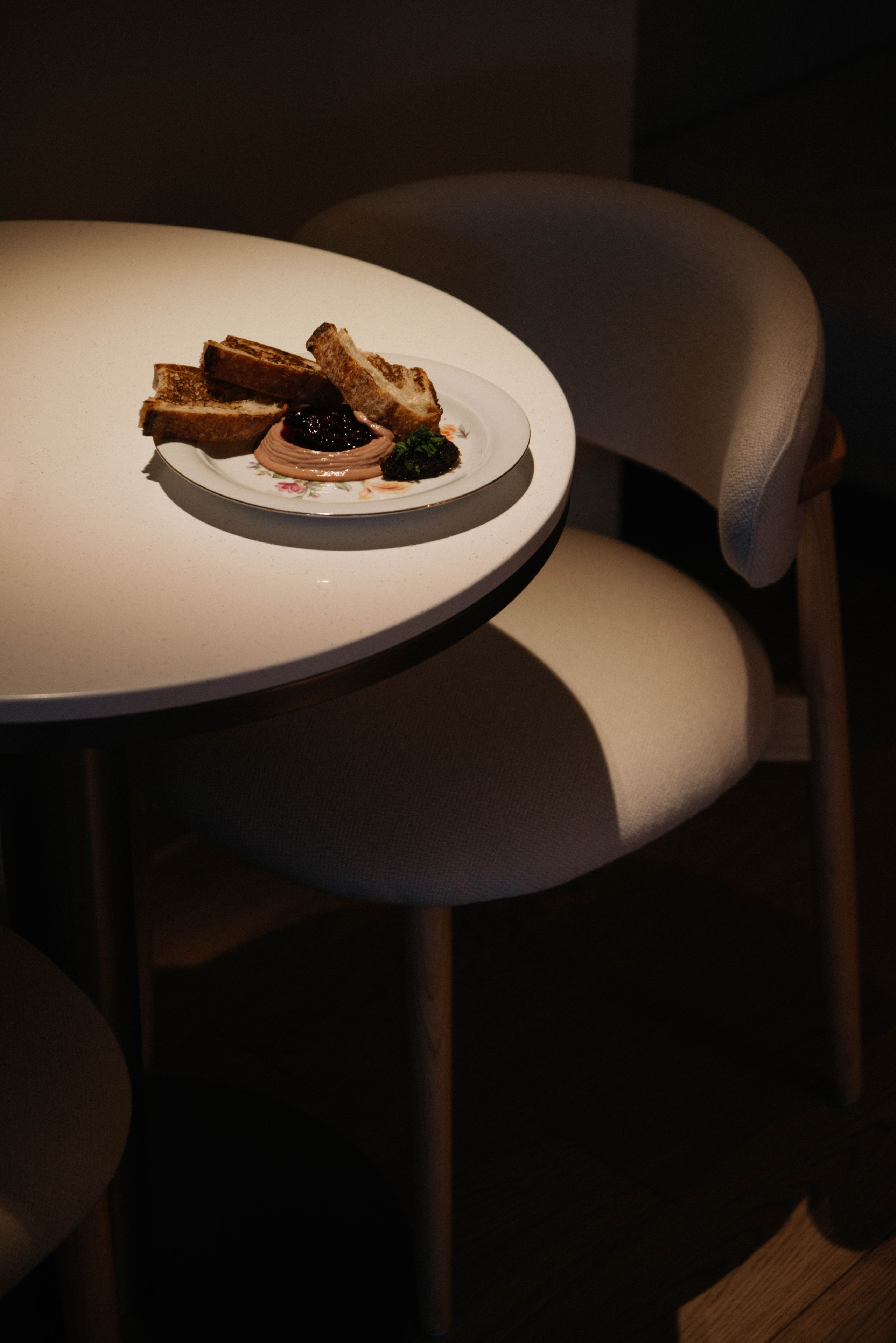 Контентная фотосессия для ресторана La Volte. Ксения Glossa. Портретный и репортажный фотограф в Самаре