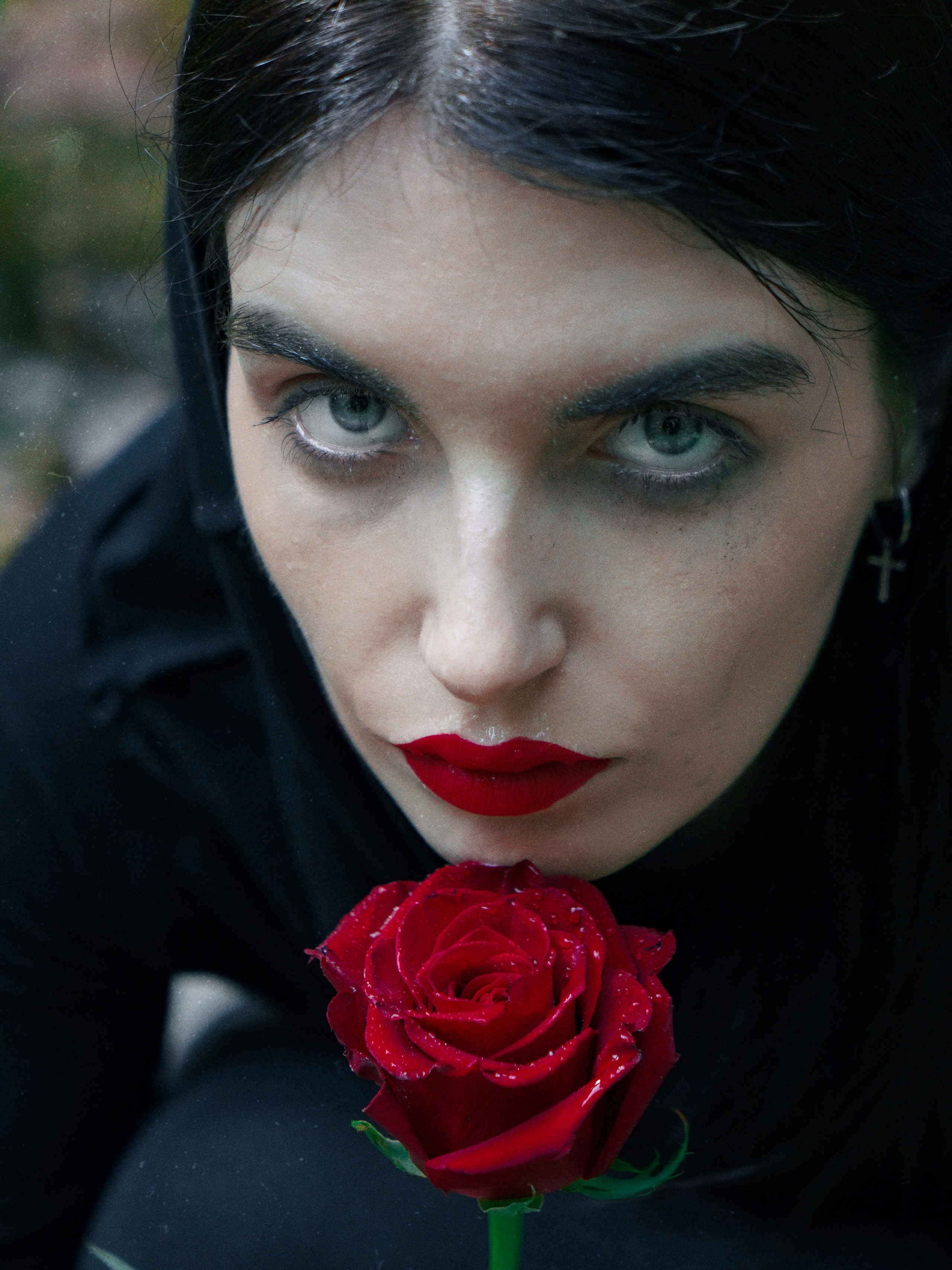 Творческая фотосессия на кладбище в Санкт-Петербурге для Лены. Светлана Гопанюк. Портретный фотограф. Санкт-Петербург. СПб