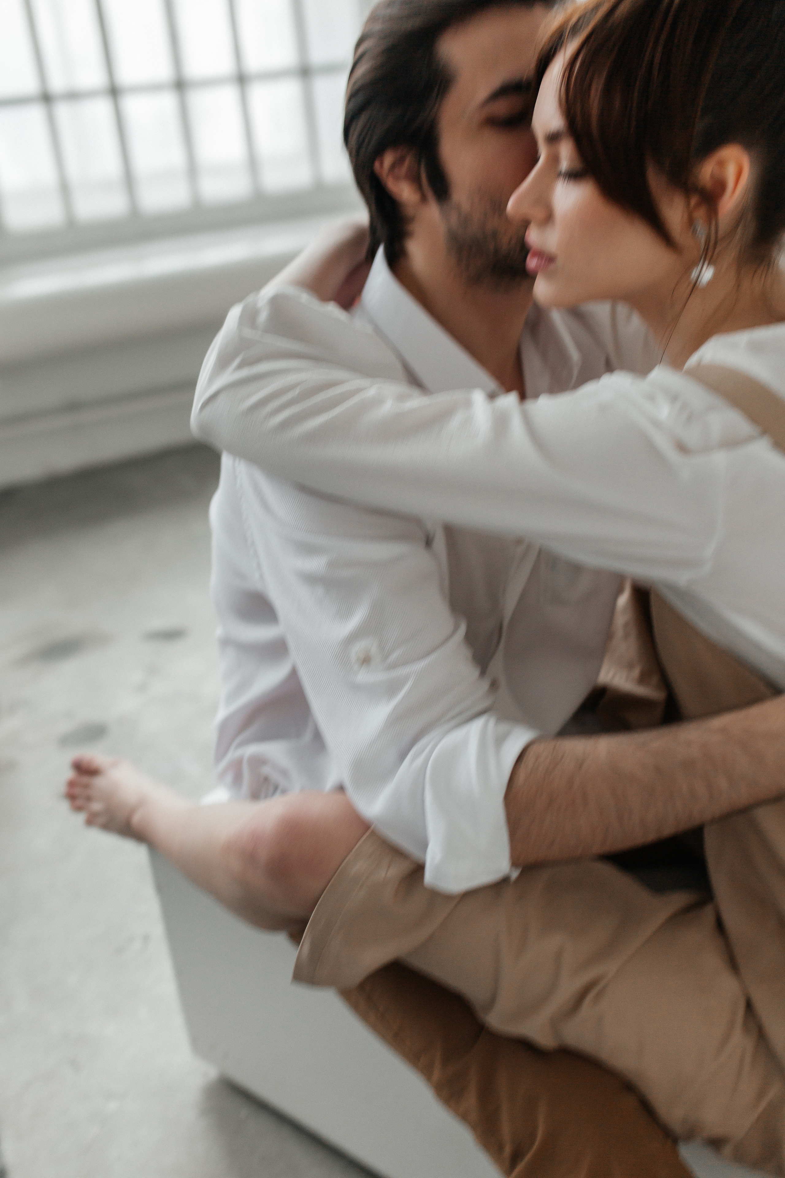 Фотосессия в студии для двоих. Фото Радости. Свадебный и семейный фотограф в Москве Юлия Самойлова