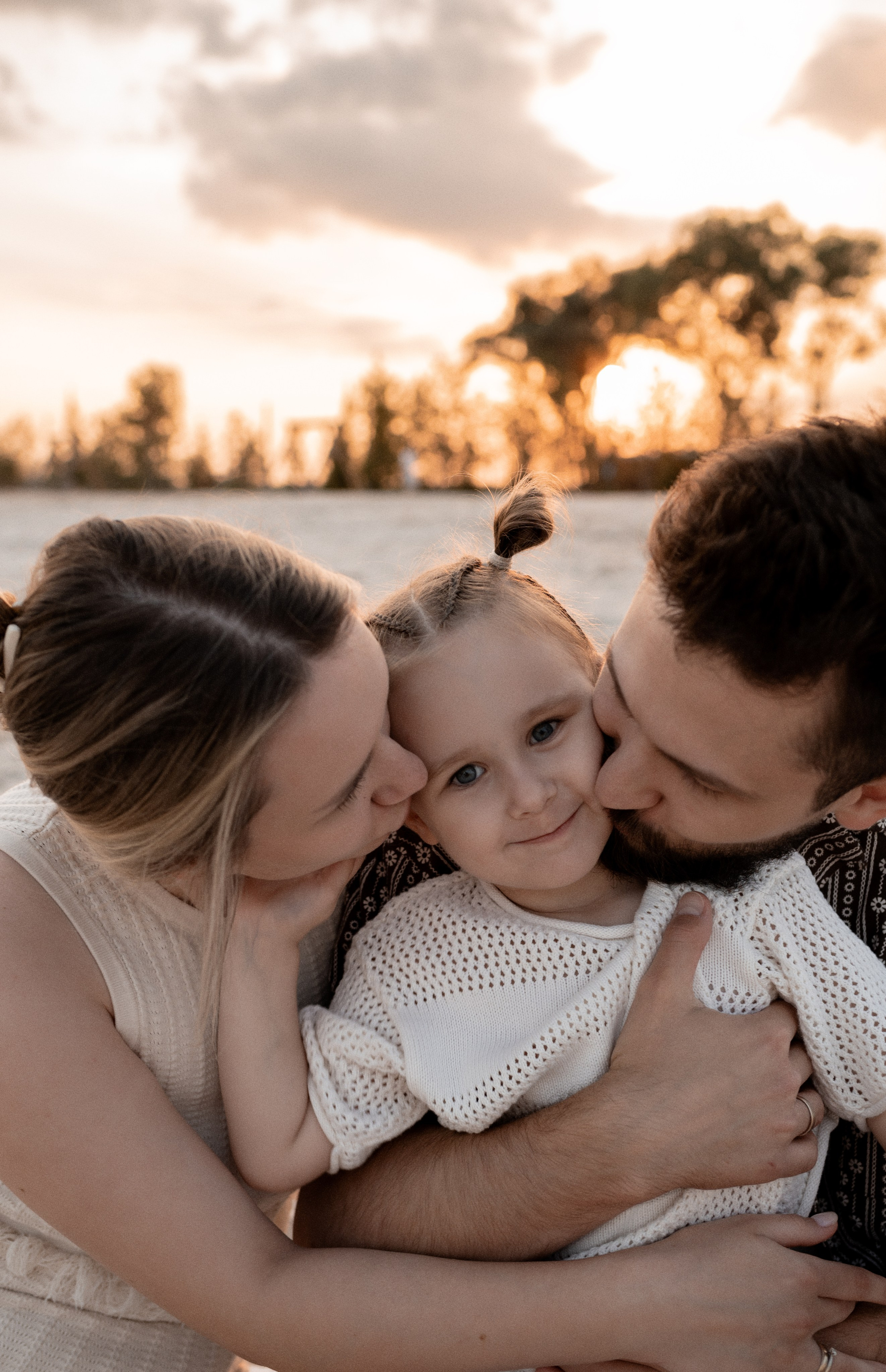 Костя, Юля и Теона. Свадебный и семейный фотограф в Серпухове Александра Дерюшева