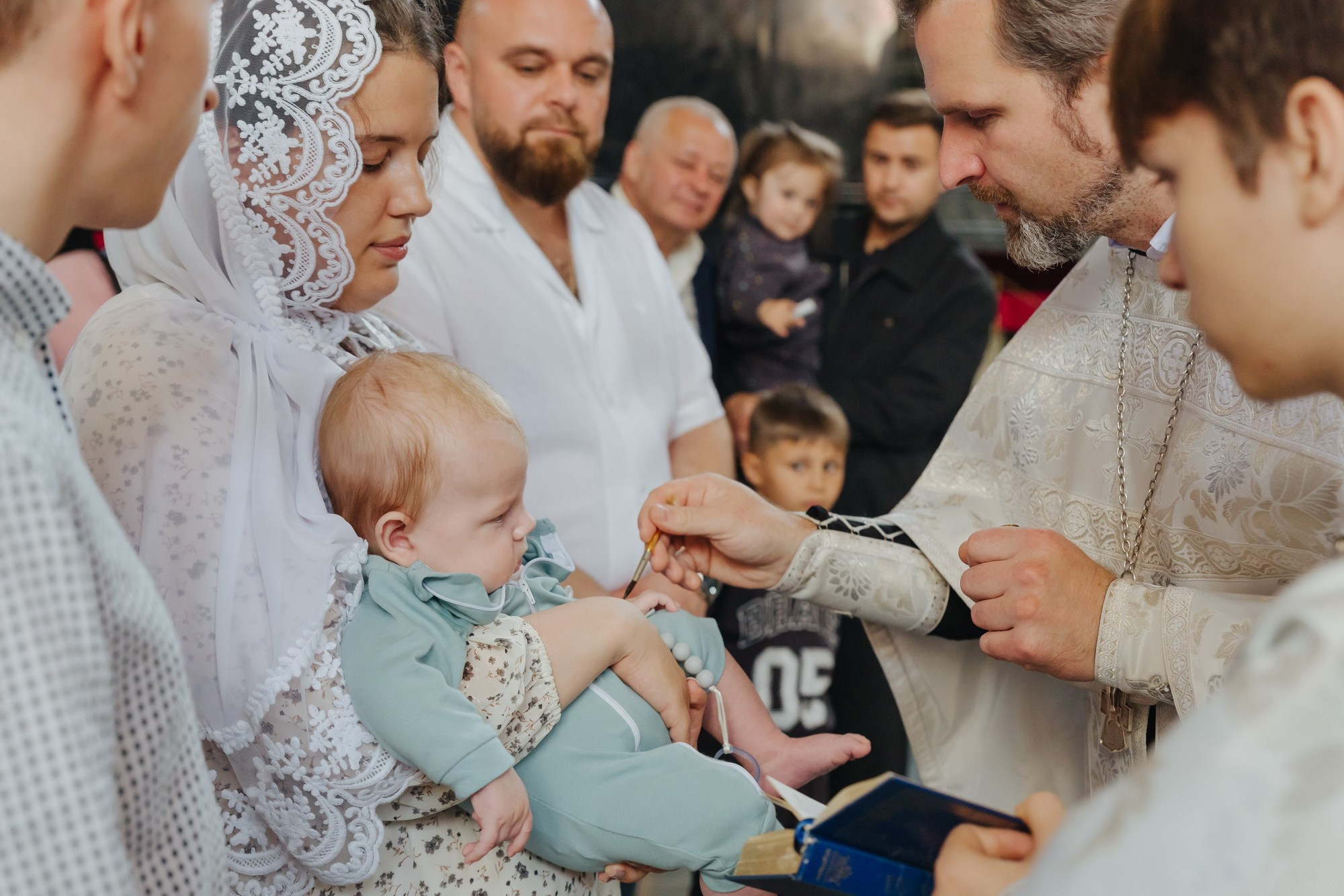 Индивидуальное крещение в Храме Воскресения Христова Спас на Крови. где красиво крестить в Питере, сколько стоит крещение в СПб, топ храмов для крестин, как выбрать церковь для крещения