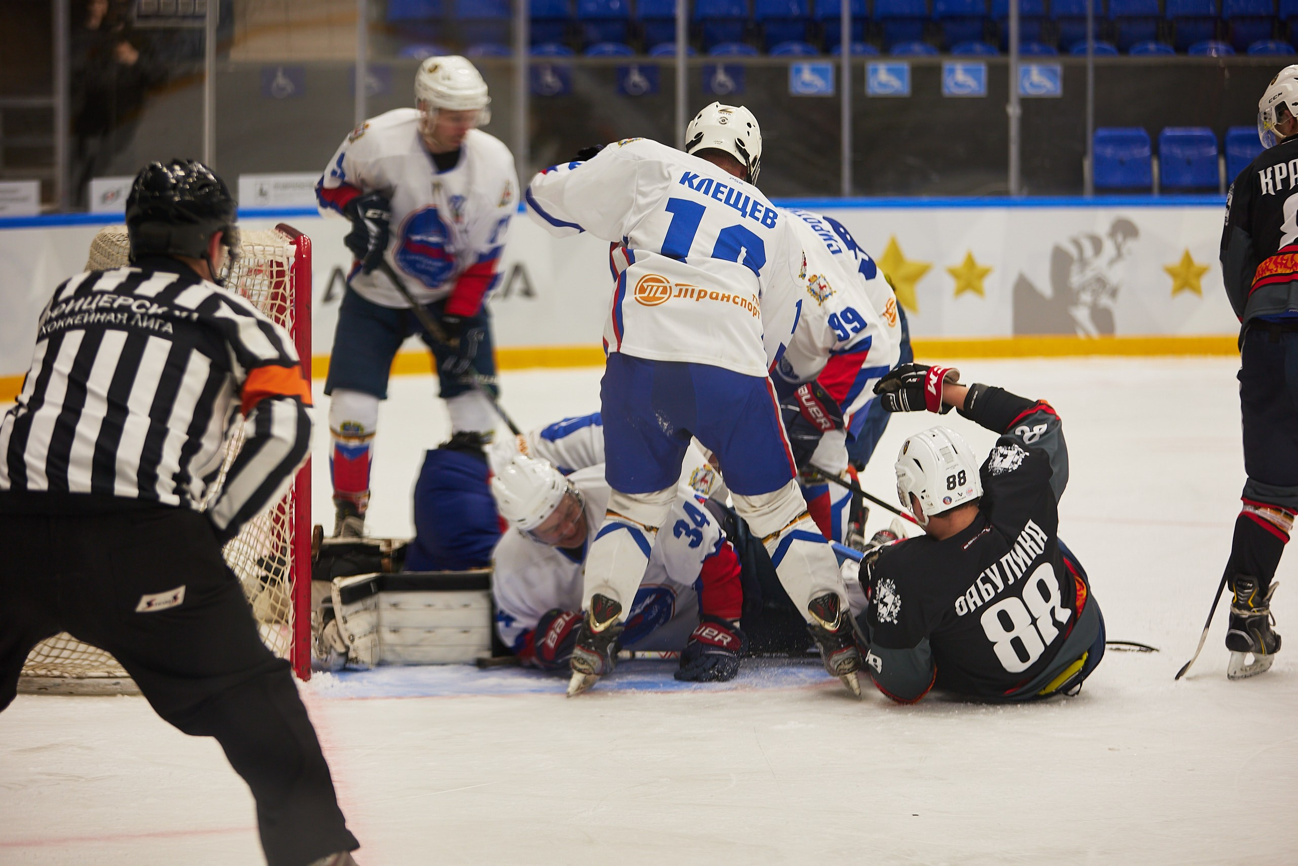 Репортаж. Офицерская хоккейная лига 2025 год. Спортивный фотограф Некрасов Денис