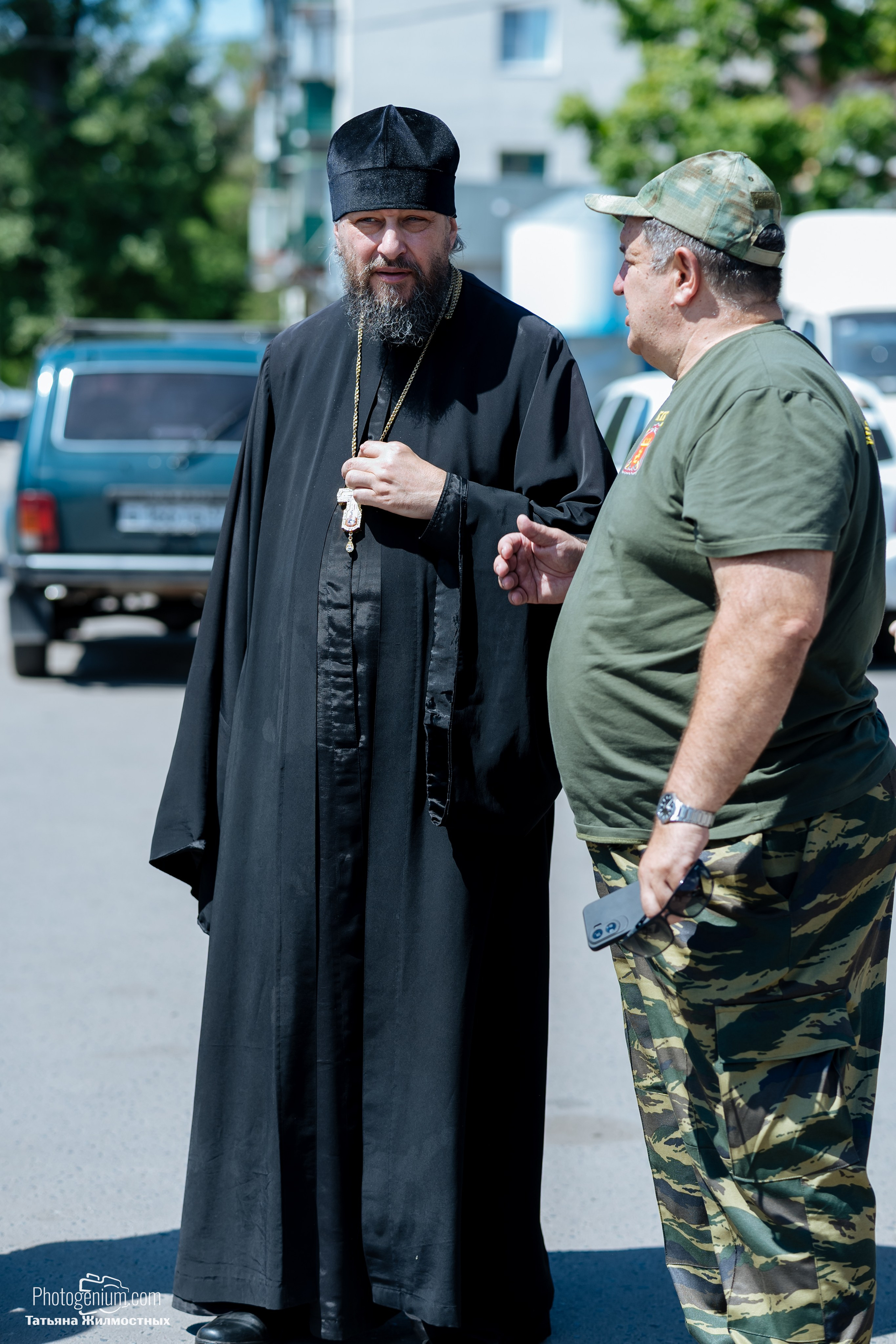 8 июня «Патриоты из Курска» сбор гуманитарной помощи у кинотеатра «Родина». Фотограф Нижний Новгород Татьяна Кейод