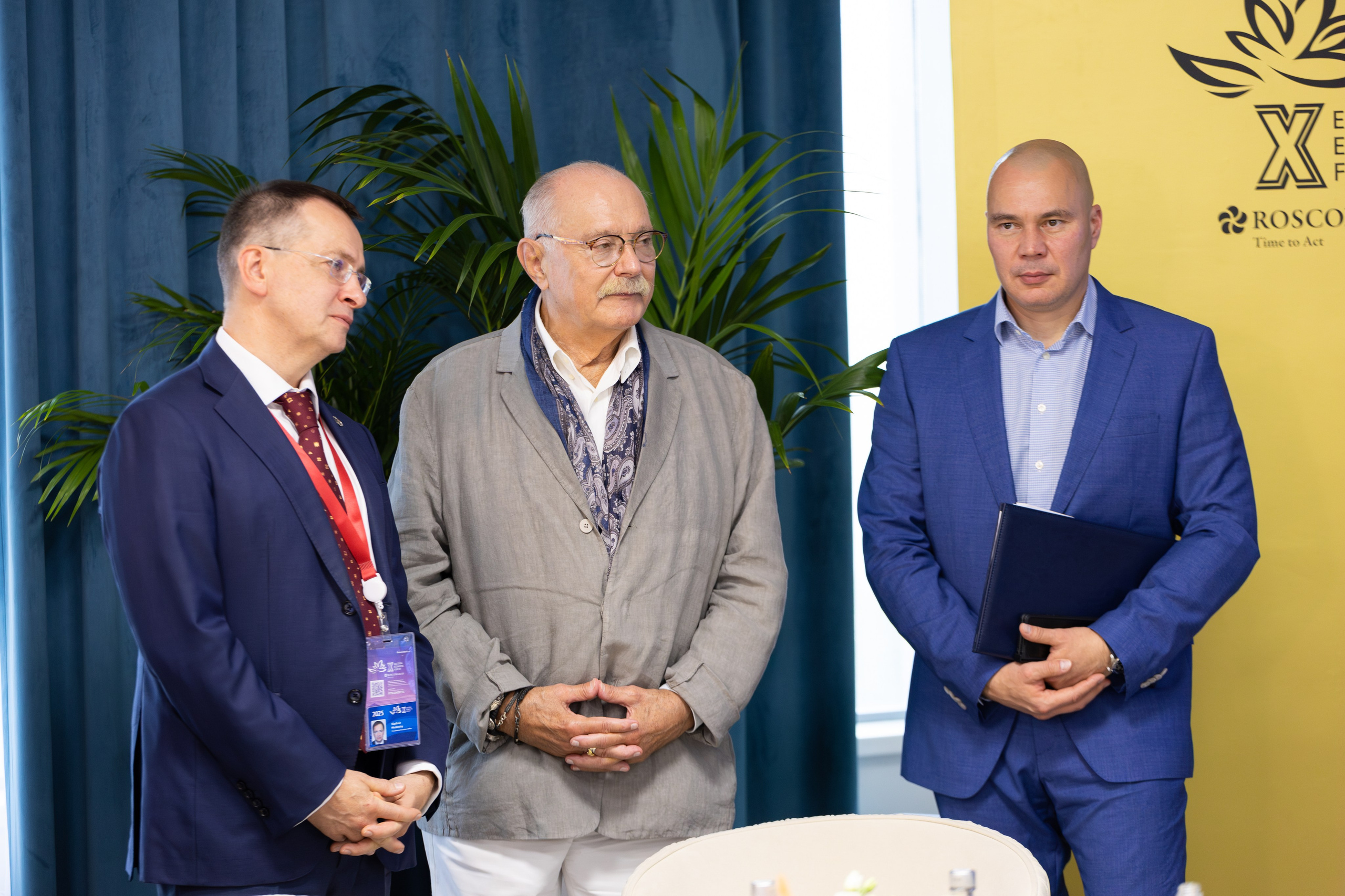 ВЭФ 2025. Олег Катакинов| Репортажный фотограф в городе у моря (Владивосток)