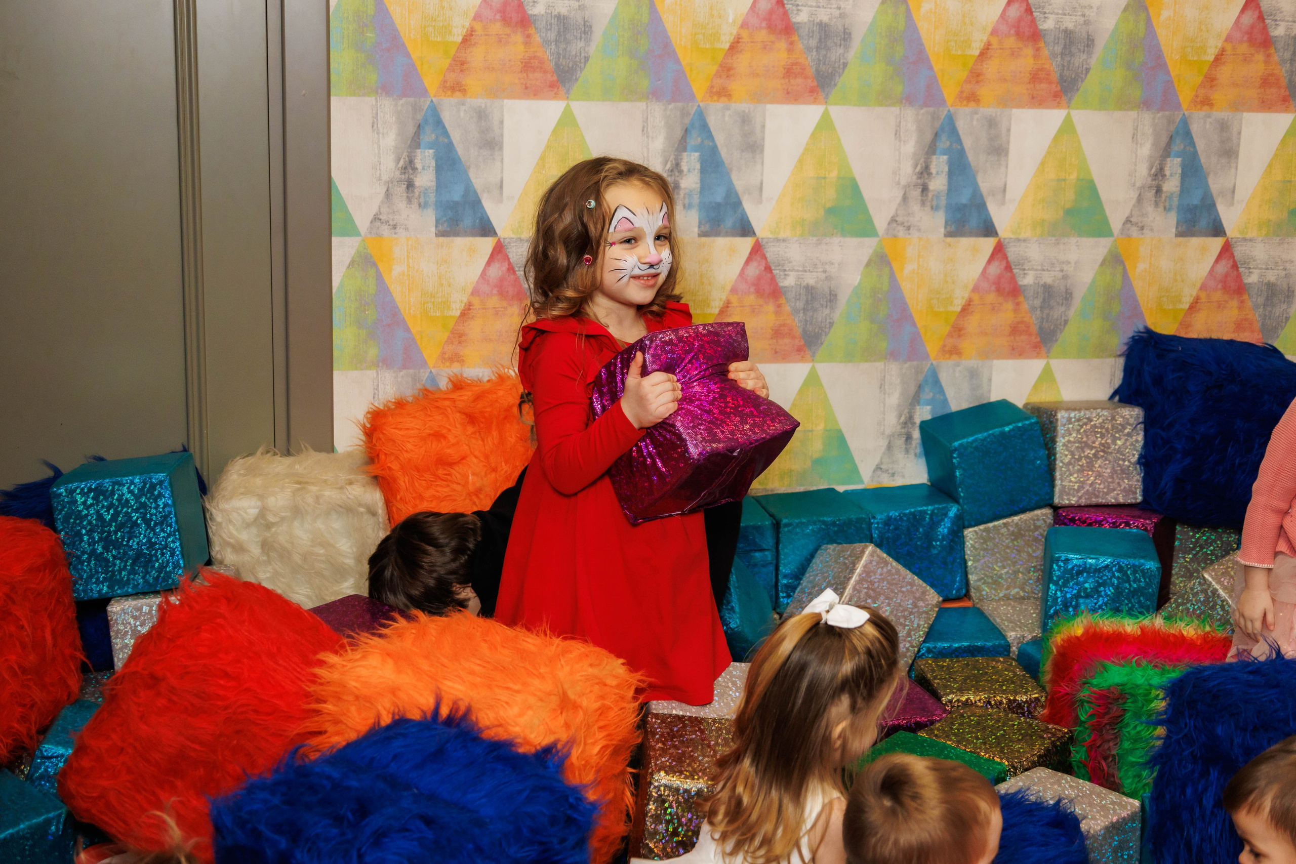 День рождения в ресторане. Фотограф в Москве Дмитрий Емельянов