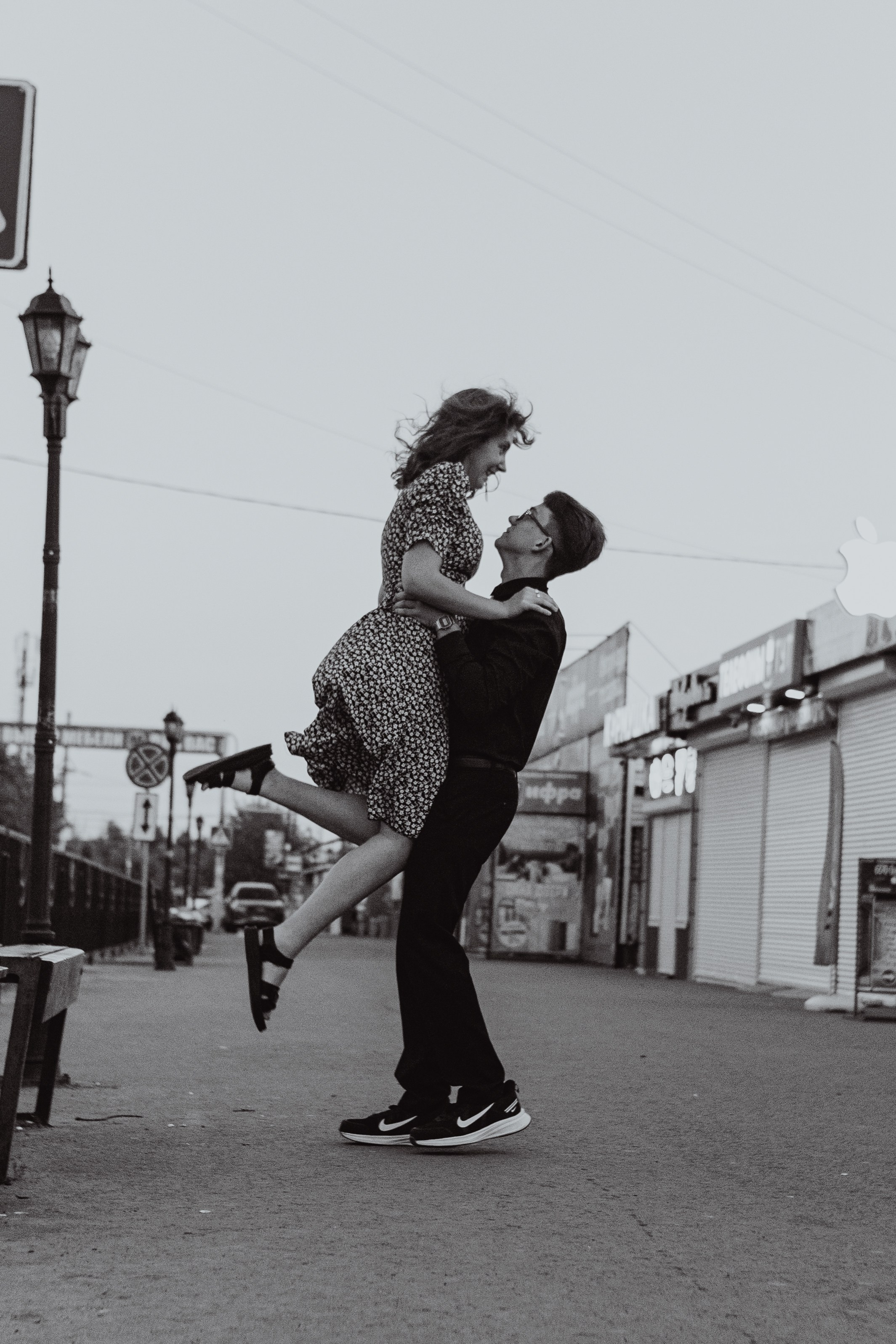 Свадьбы и love story. Фотограф в Свердловске ЛНР