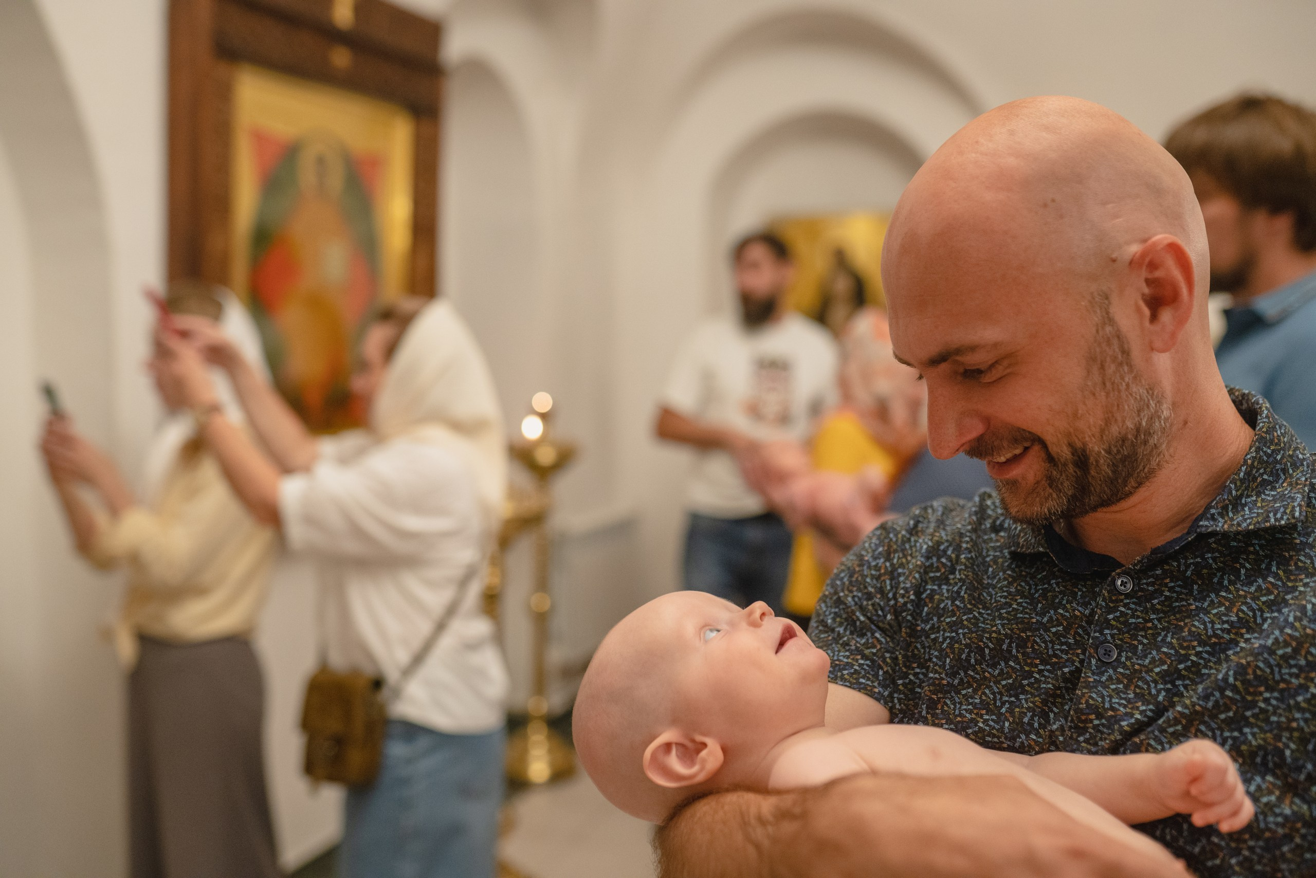 Иван. Церковь Благовещения Пресвятой Богородицы в Тайнинском. Семейный фотограф в Москве Лилия Лебедева