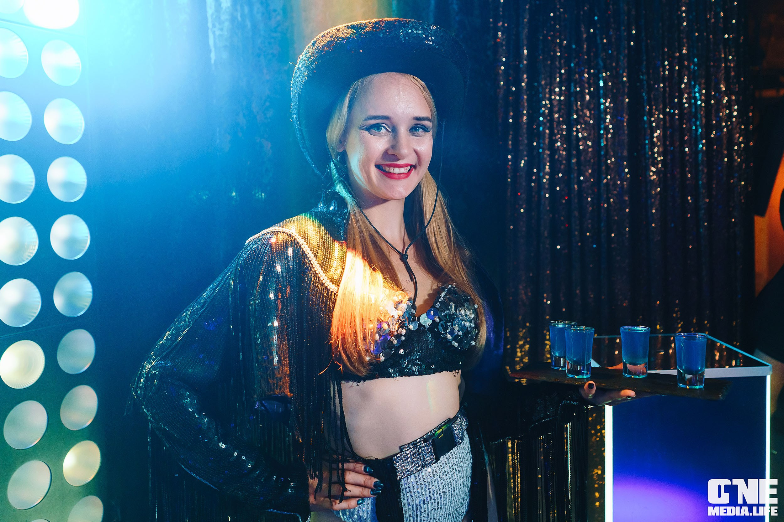 Фоторепортаж из караоке-клуба Эйфория. One Media Life: фоторепортажи, фотоотчеты с мероприятий и заведений