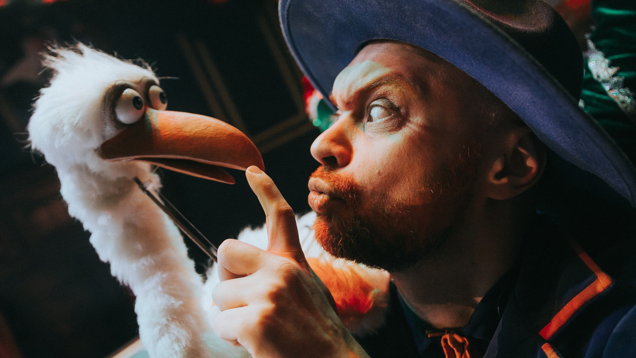 MF PROD. — CHRISTMAS TREE. MOVIE FAMILY PRODUCTION