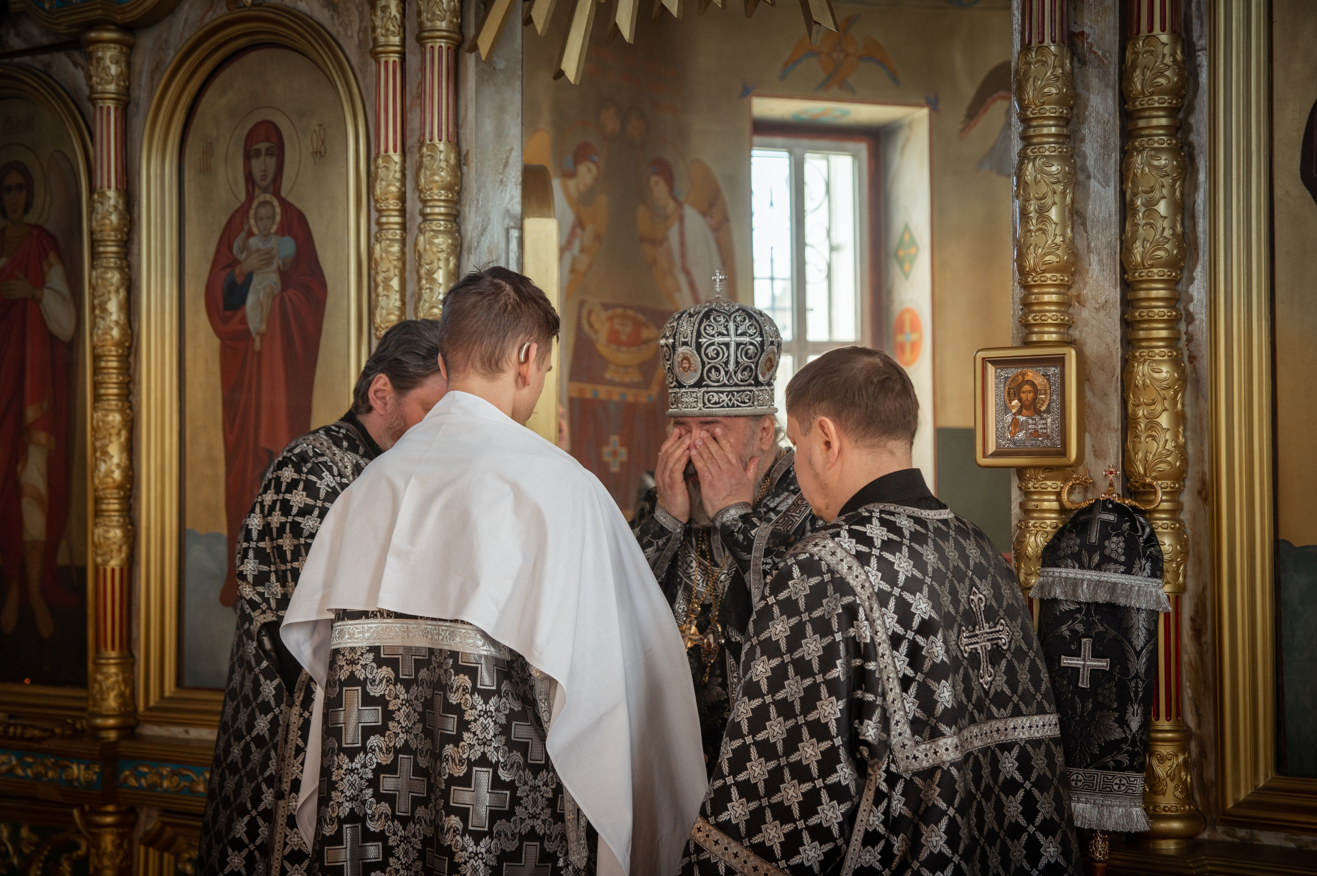 Преждеосвящение Даров. Храм Серафима Саровского. Церковный, семейный и репортажный фотограф Волгоград, Волжский