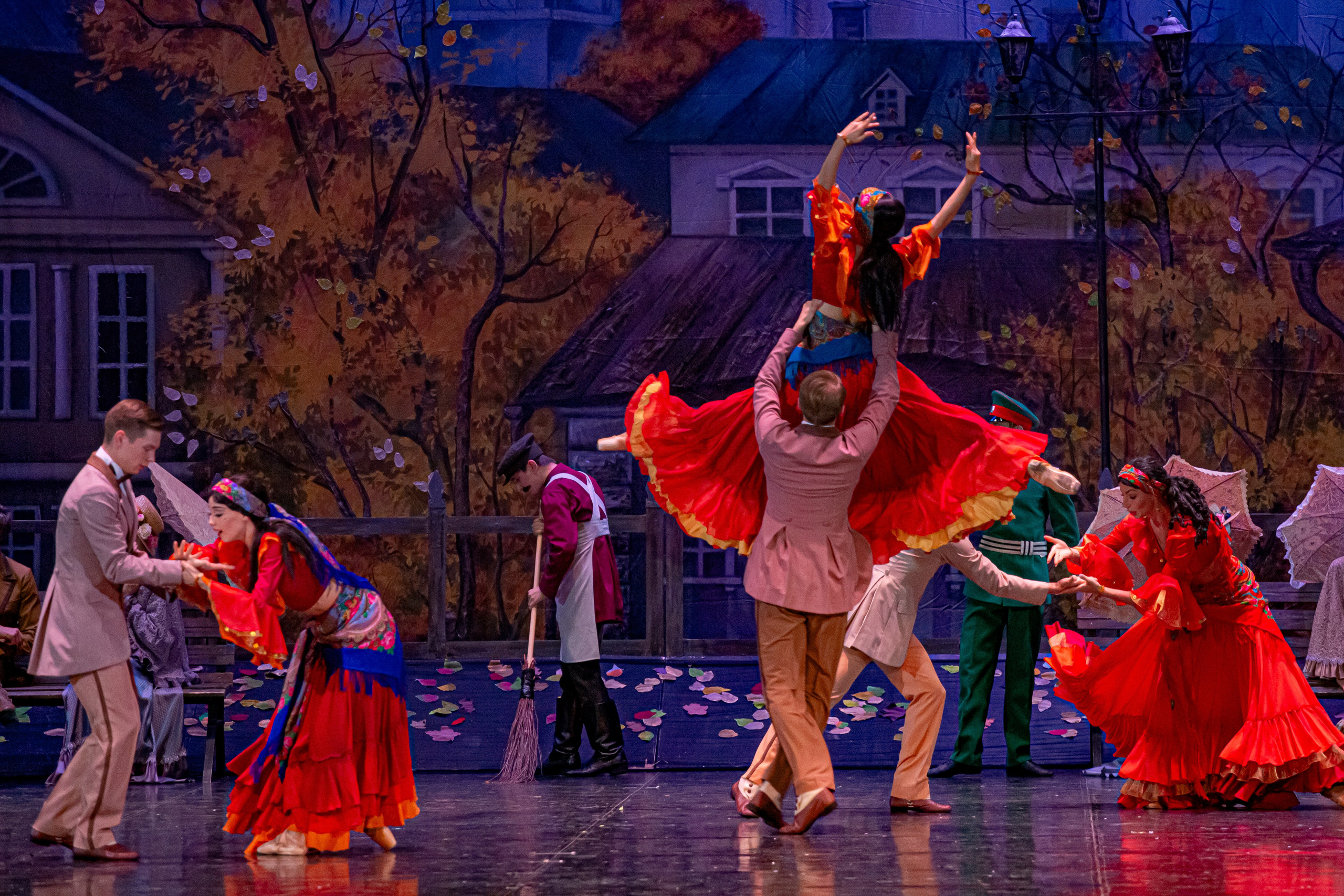 Анюта — спектакль — премьера на сцене Зимнего театра Марийского театра оперы и балета. Фотограф в Сочи Юрий Шептаев