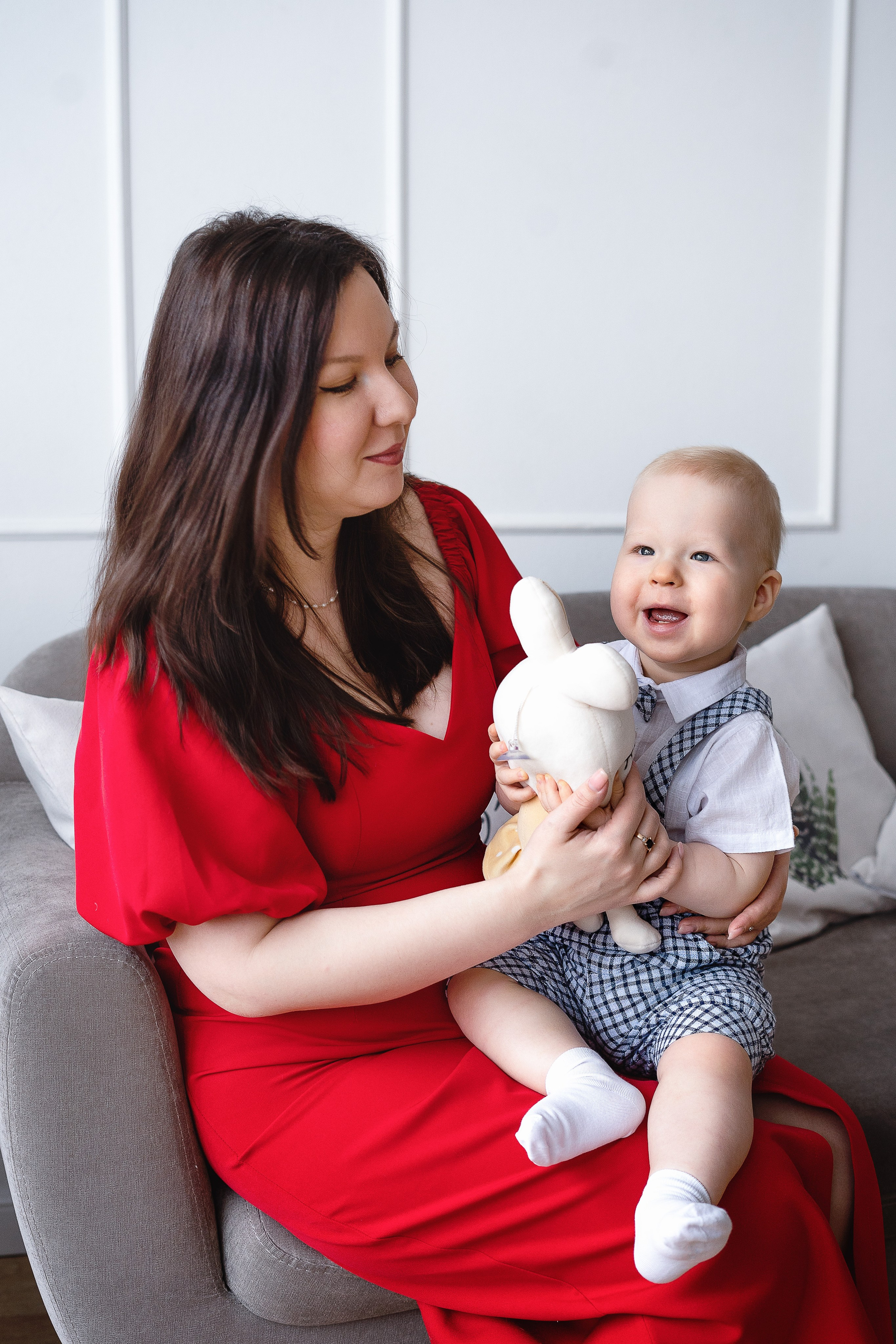 Семейная фотосессия в студии «Панда» (Коммунарка). Семейный и детский фотограф в Москве Екатерина Офицерова