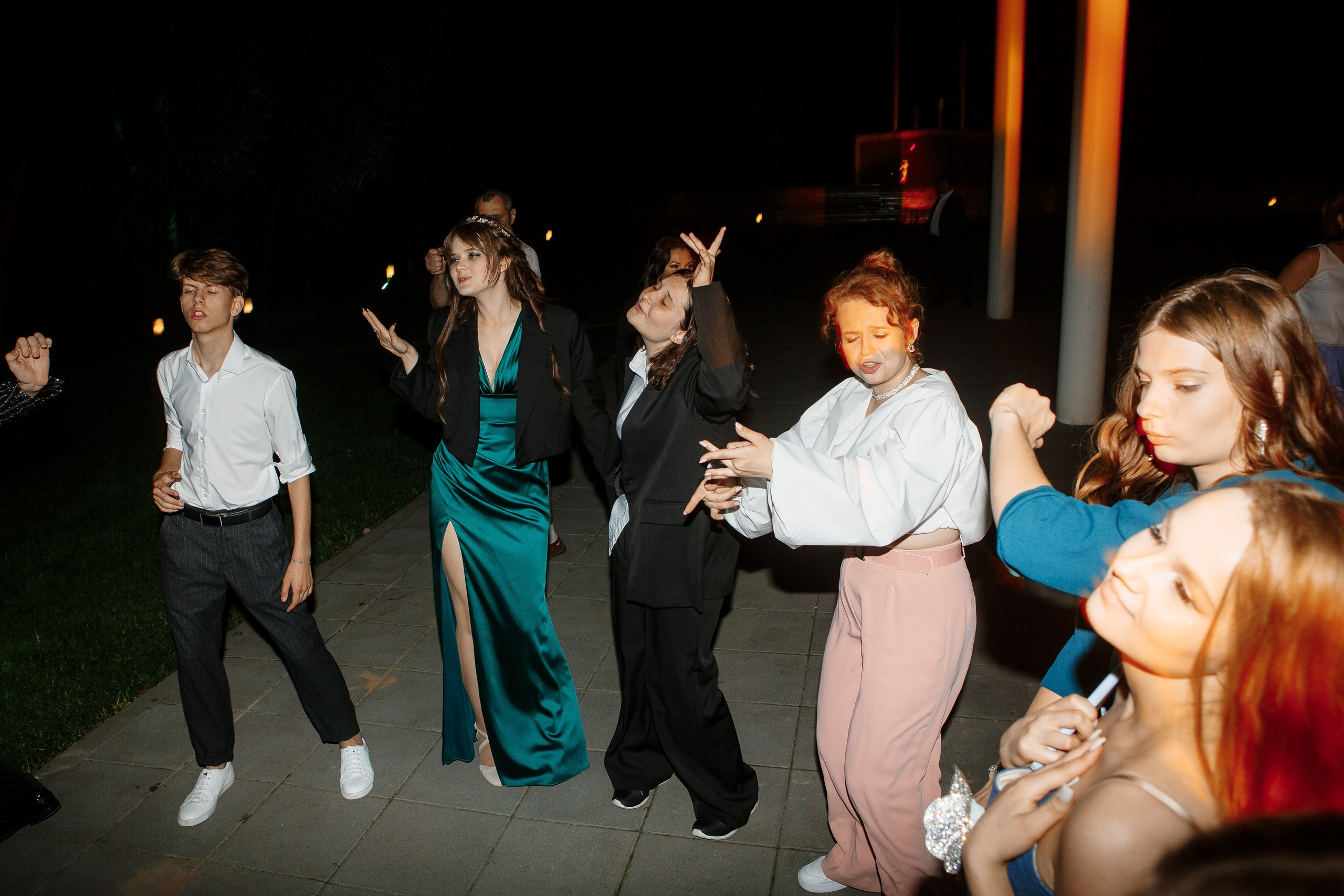 Выпускной Гимназия 12 2024 OpenHouse. Свадебный и портретный Фотограф в Липецке Дмитрий Котюков