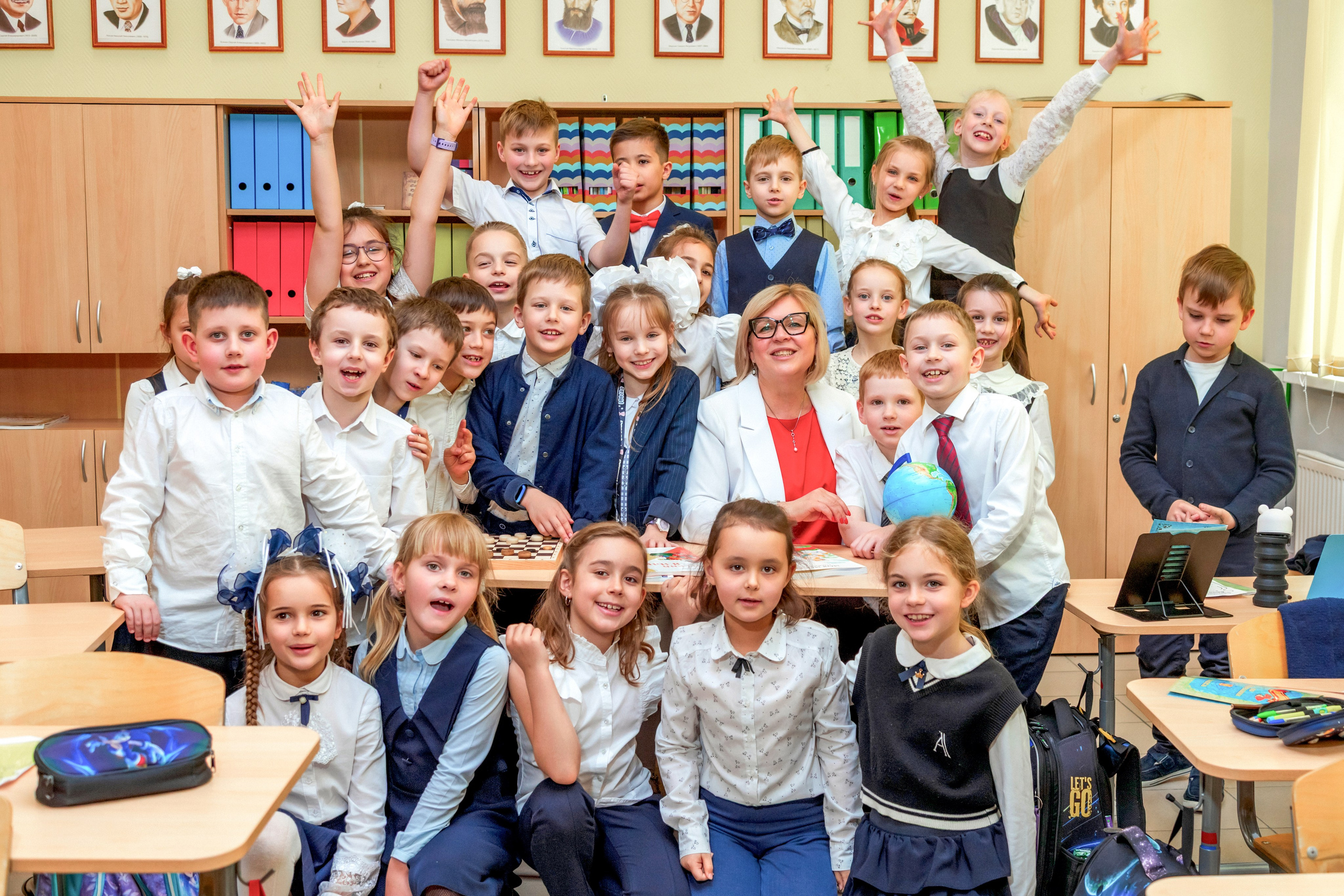 НАЧАЛЬНАЯ ШКОЛА. Фотограф Алина Лебедь