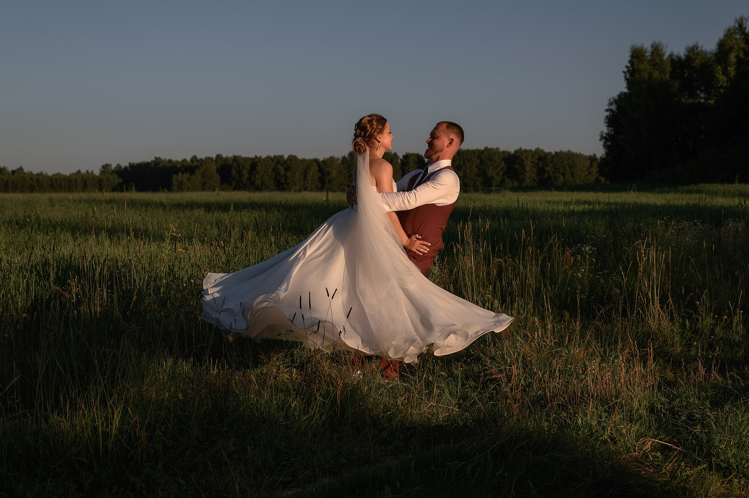 Свадебная фотосессия. Свадебный фотограф Николай Коляганов в Иванове, Костроме, Ярославле, Нижнем Новгороде
