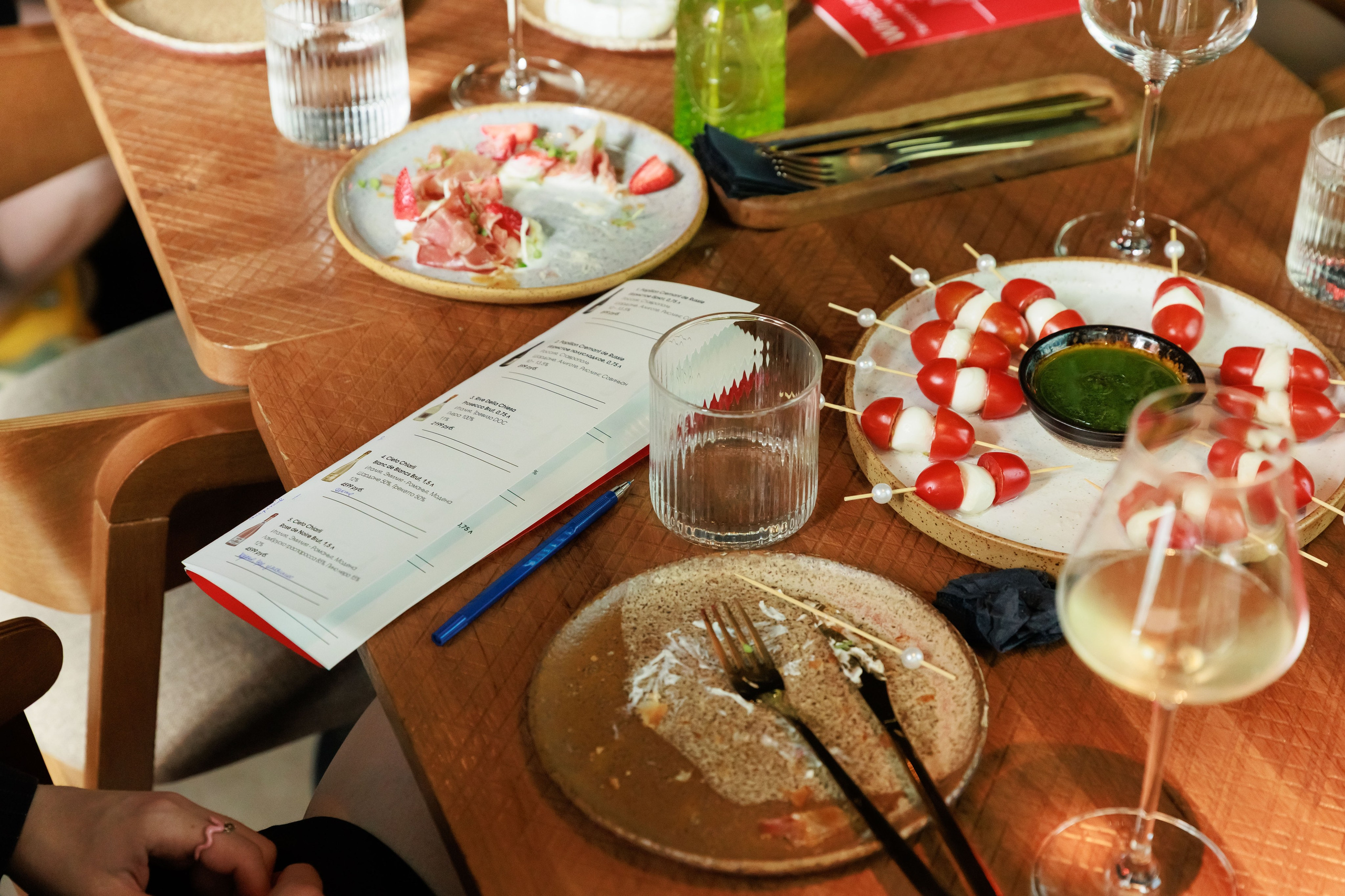 Бизнес завтрак рестораторов. Гастробар TopPoke. Фотограф Новосибирск — Наталья Гресь