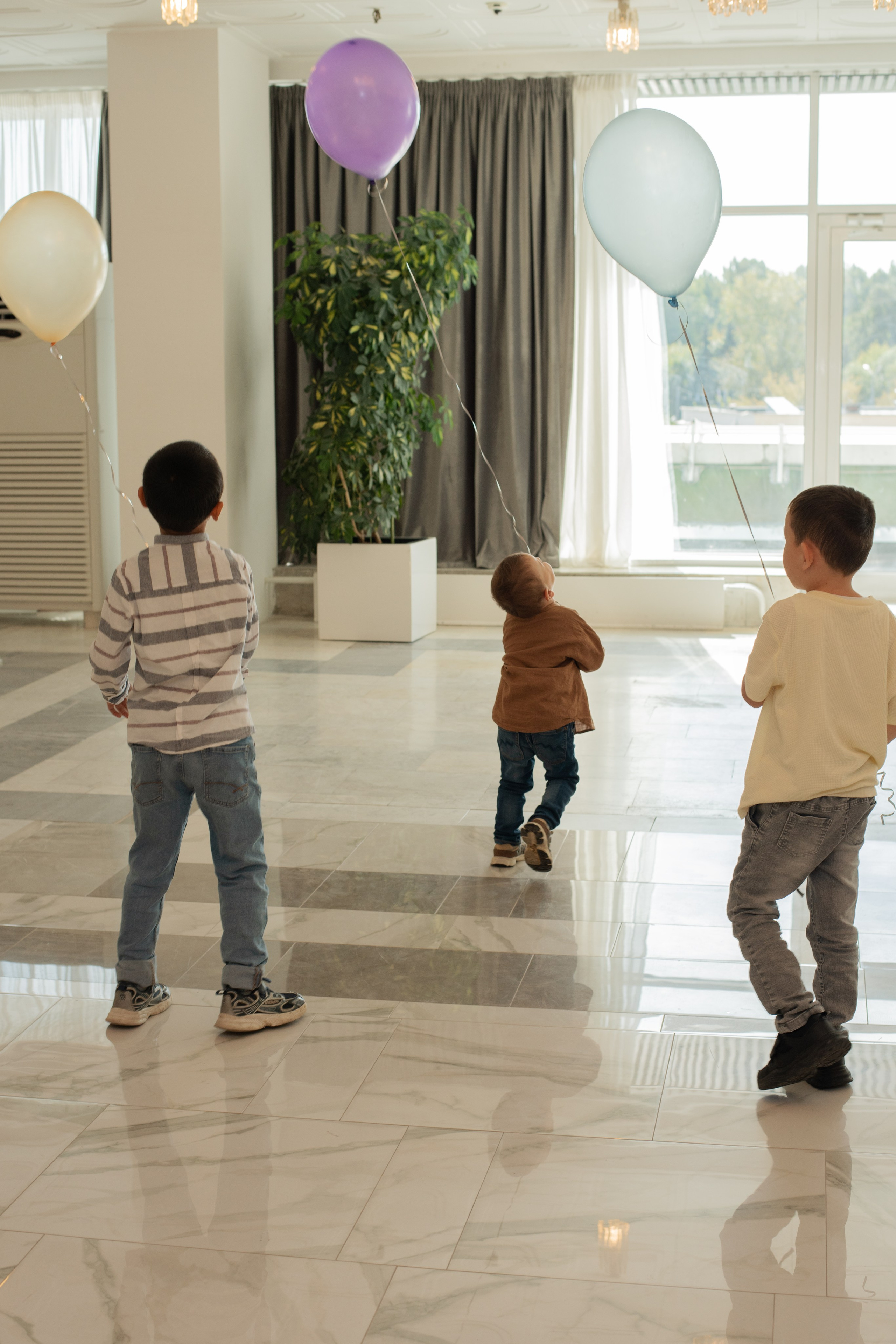Выпускной в Евразийской женской гуманитарной академии. Лина Курочка — ваш фотограф