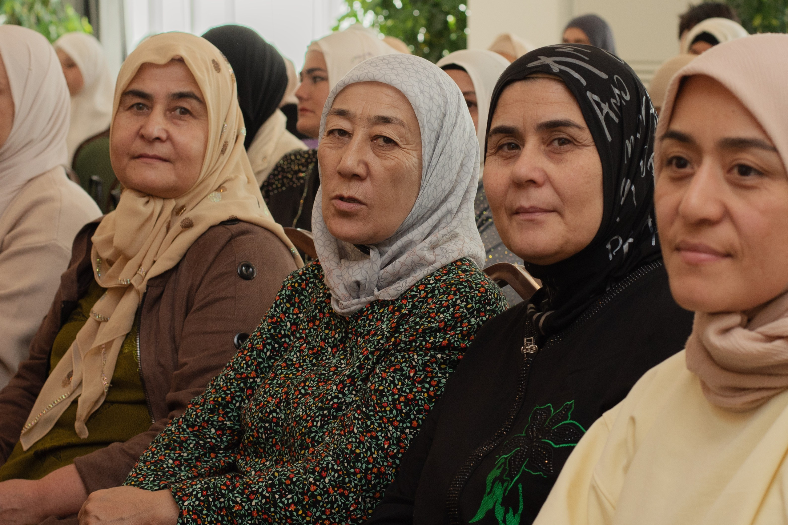 Выпускной в Евразийской женской гуманитарной академии. Лина Курочка — ваш фотограф