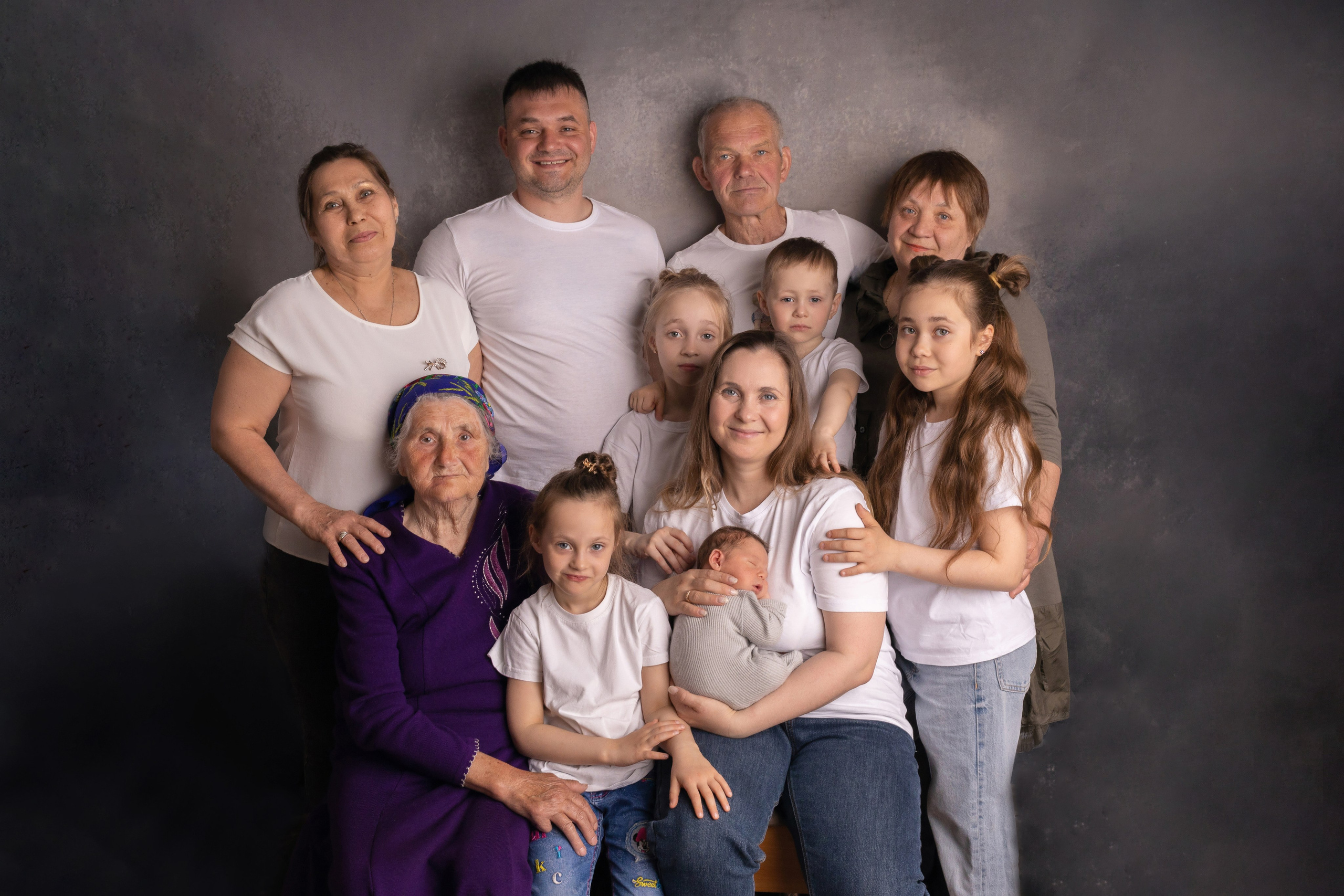 Семейные кадры от Elvira Kamaeva. Фотограф новорожденных малышей в Омске и Омской области Эльвира Камаева