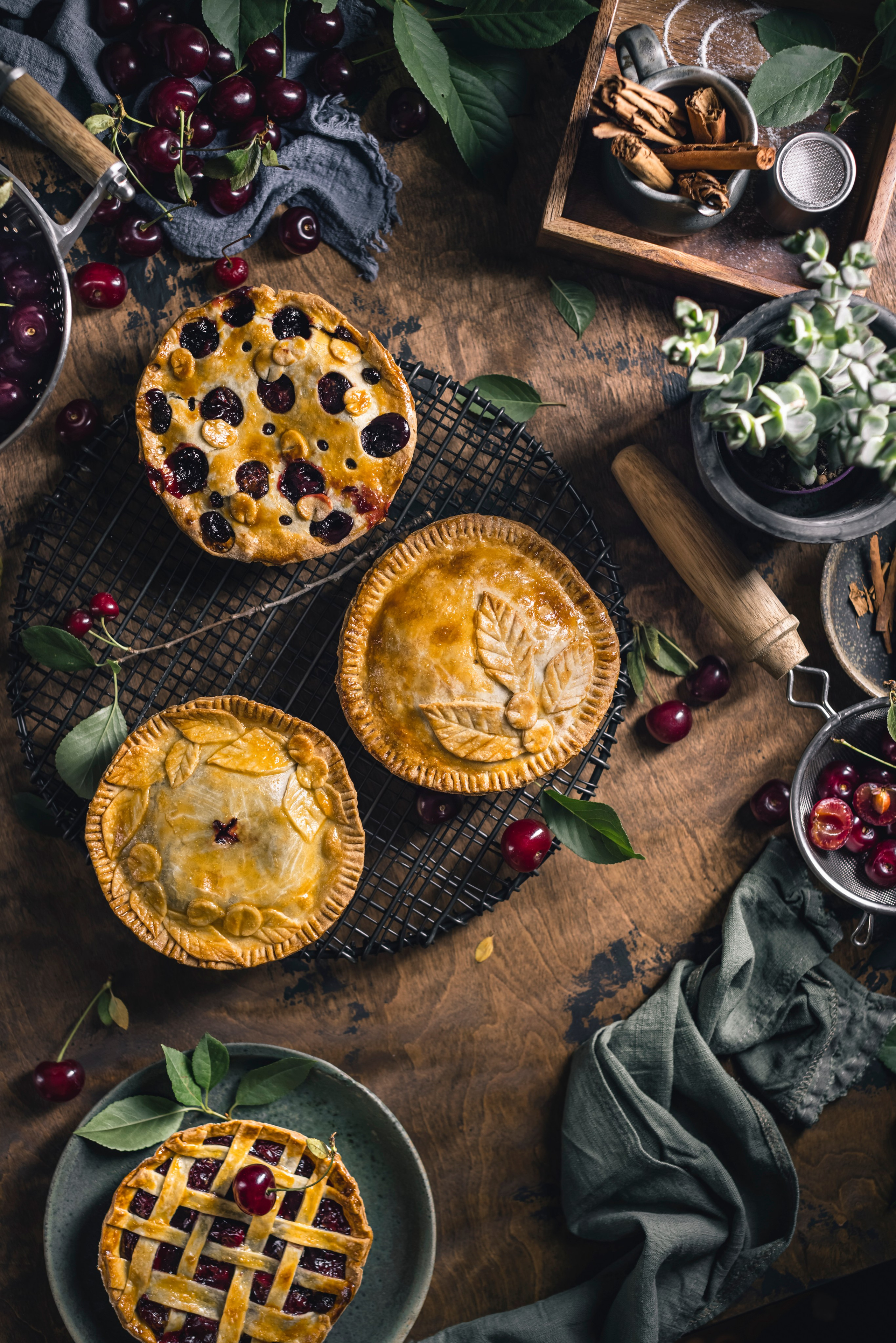 Вишневый пай. Foodie Stories (гастрономические истории) рекламная фуд-фотосъёмка, Москва
