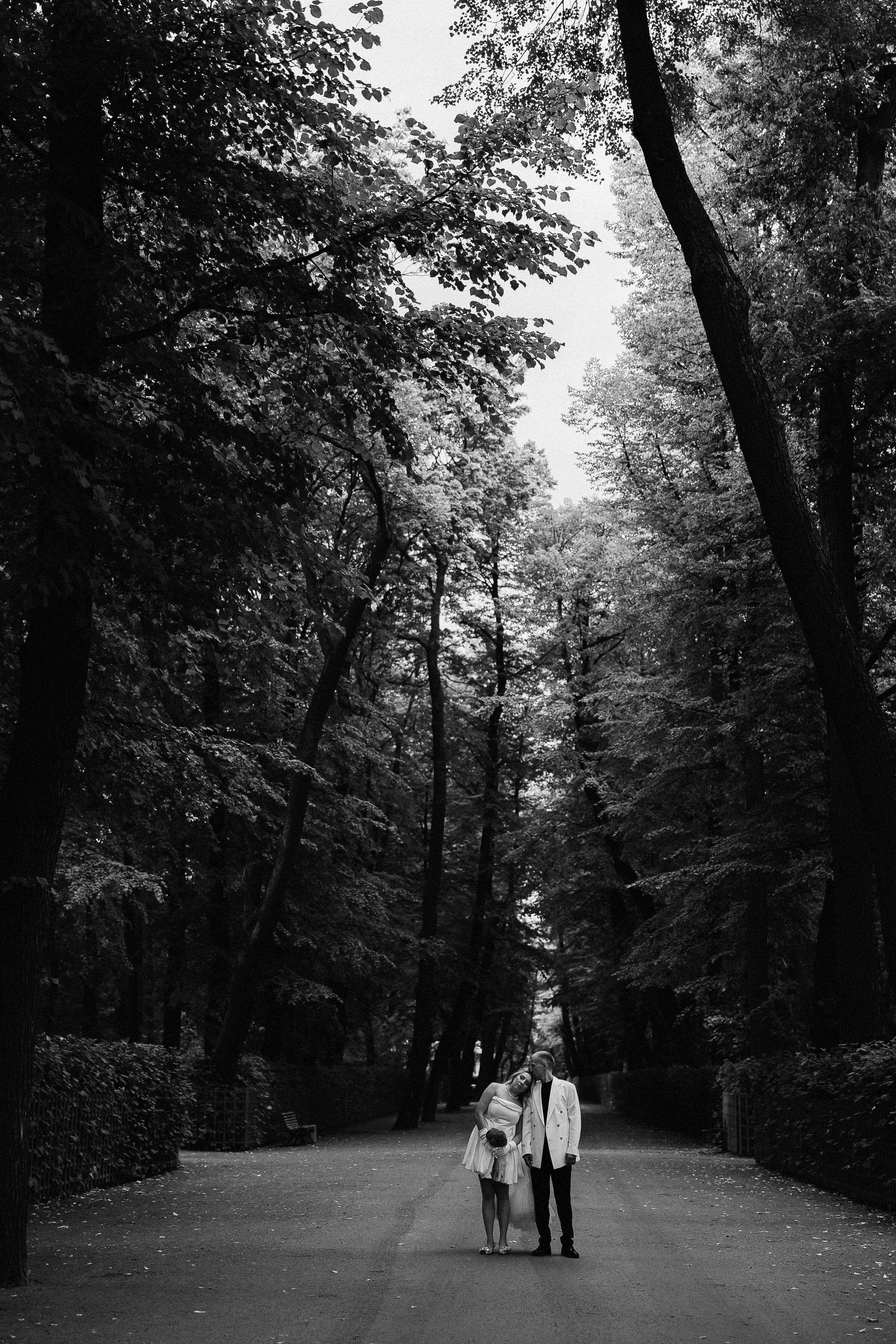 Когда я впервые увидел тебя, этот смех, ты мне напомнила по-моему сразу всех. Свадебный фотограф в Санкт-Петербурге Баженова Алина