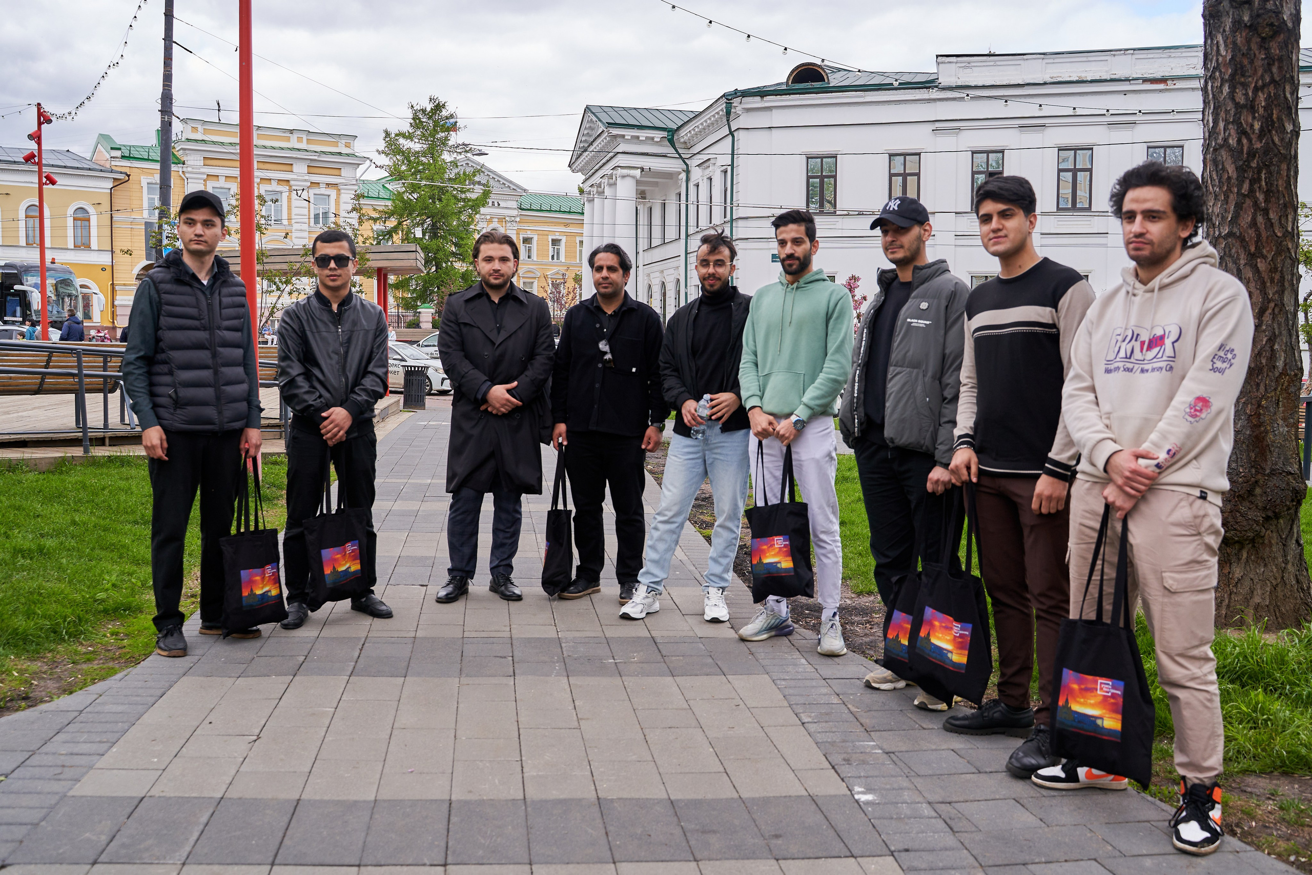 Городской квест в рамках регионального фестиваля «Учись без границ». Репортажный фотограф Вилянов Евгений. Нижний Новгород