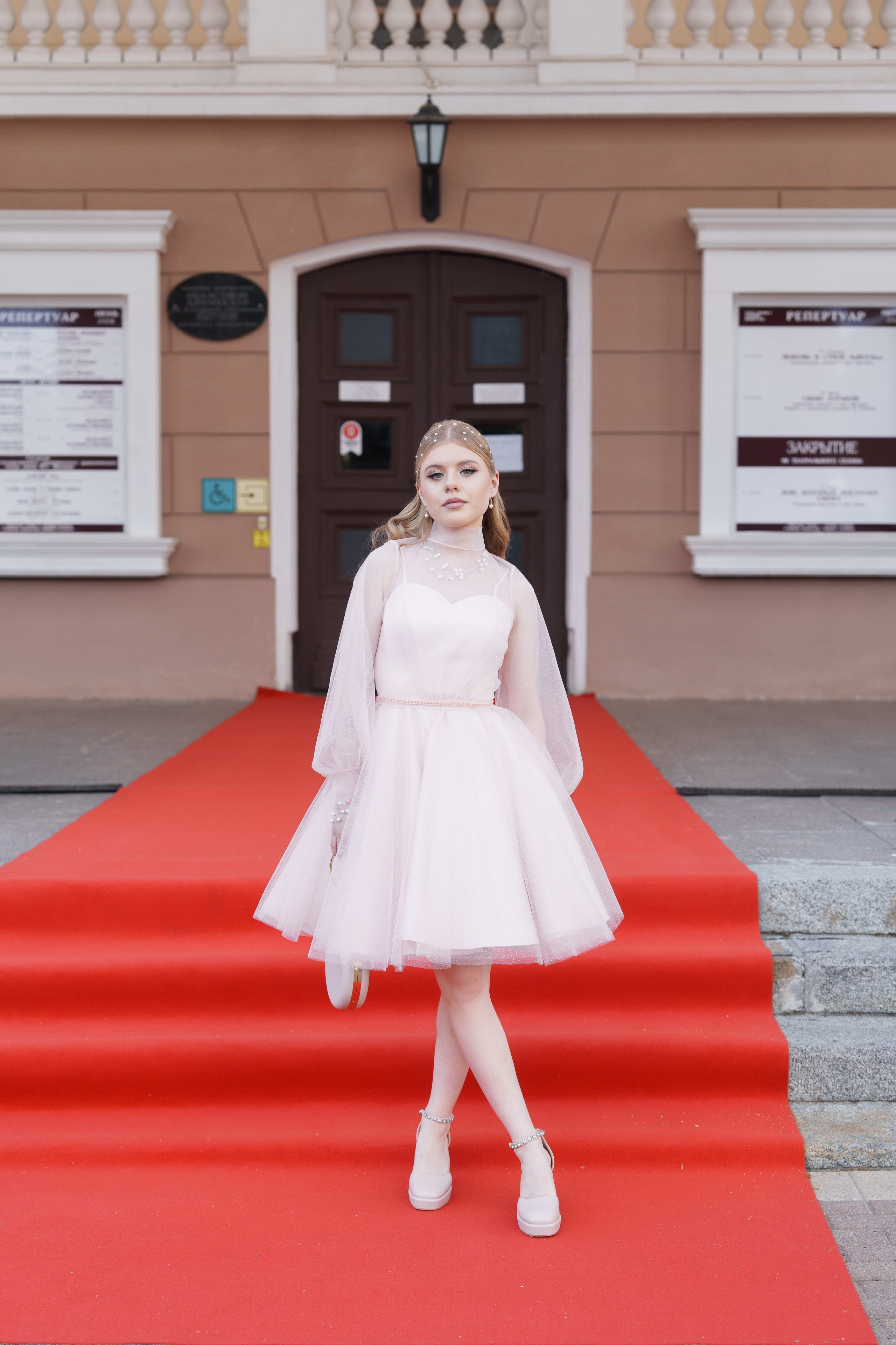 Выпускной Гимназия 7. Свадебный и репортажный фотограф Элина Козырьянова