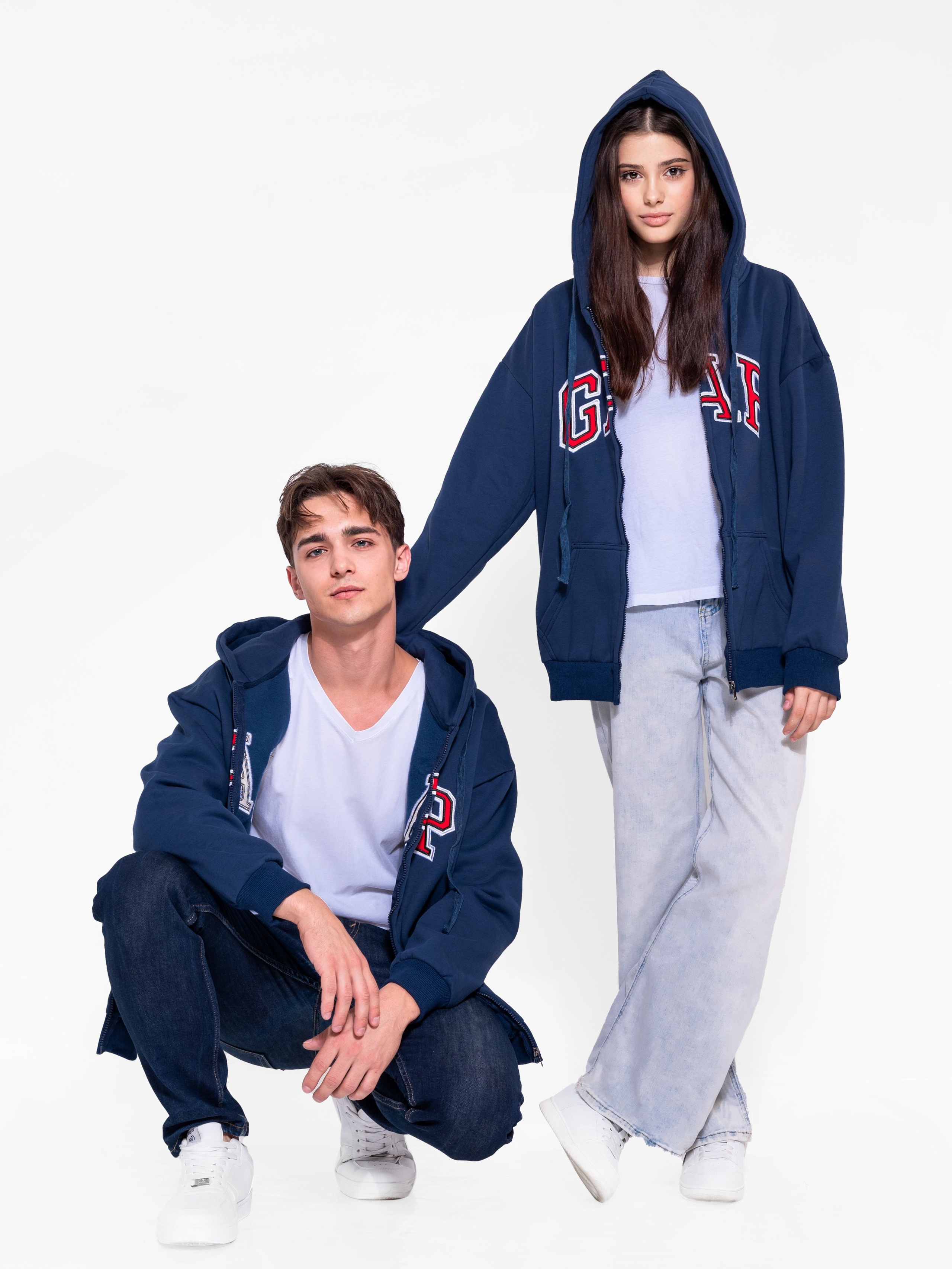 Олег. ТМ Продакшн — Съемка для маркетплейсов в Москве