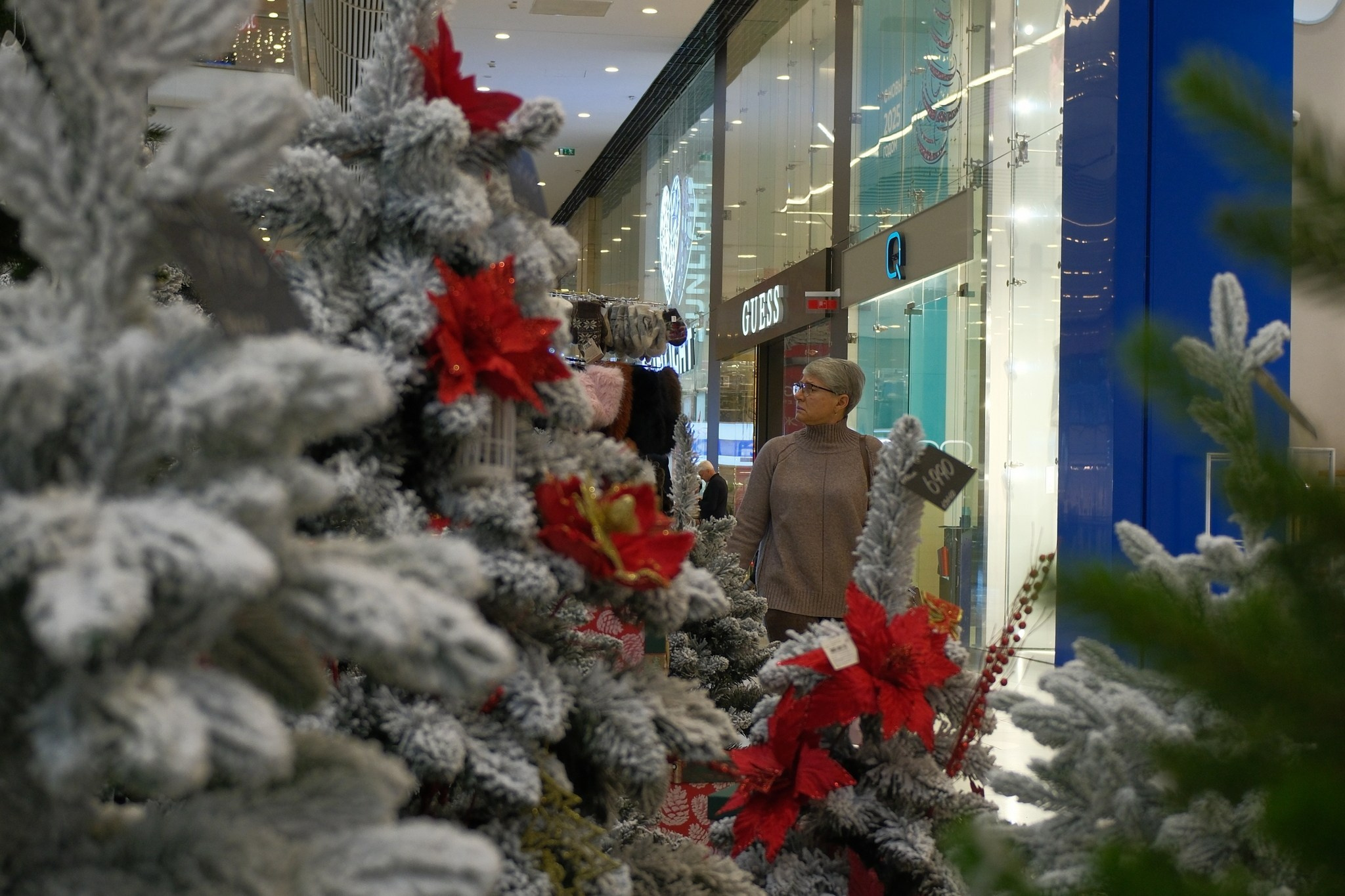 Улица, люди, жизнь…