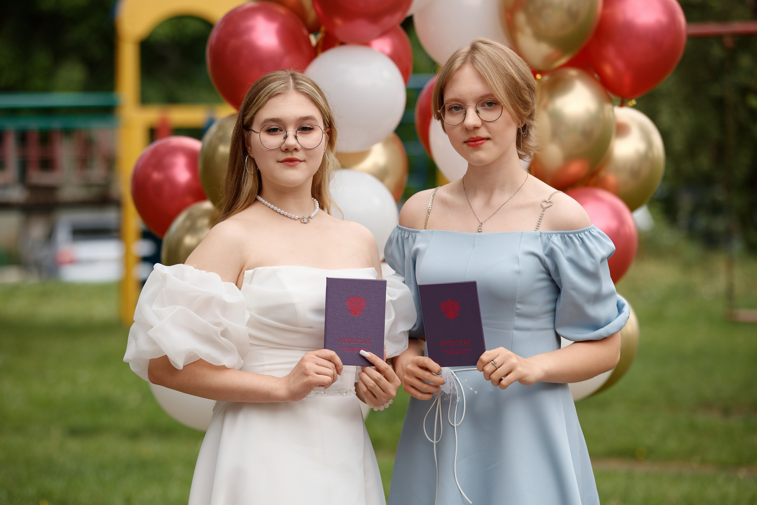 Вручение аттестатов Школа № 57. Семейный фотограф — Макс Белогрудов