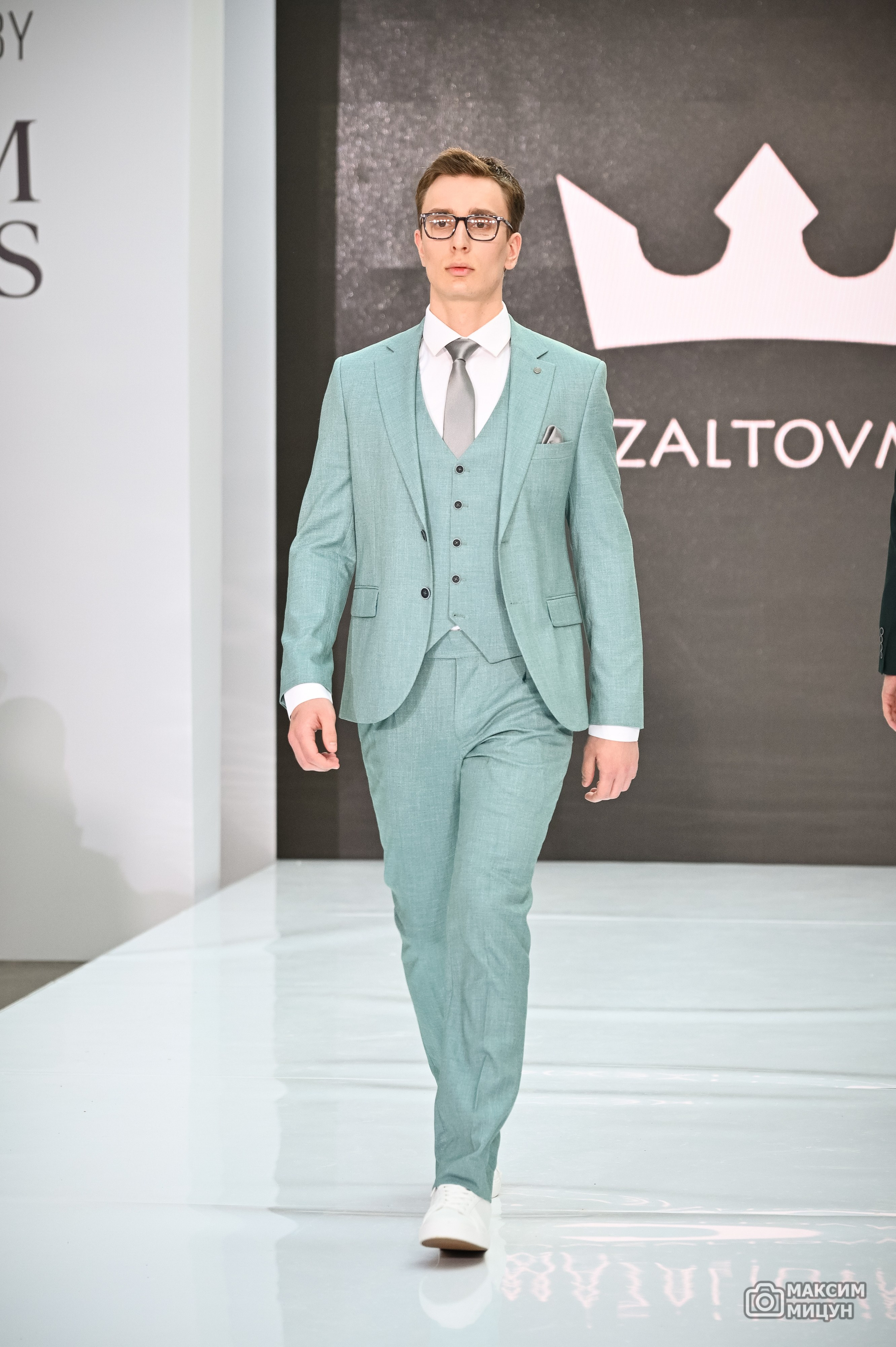 Модные показы. Фотограф Максим Мицун. Портрет, свадьба, репортаж, каталог