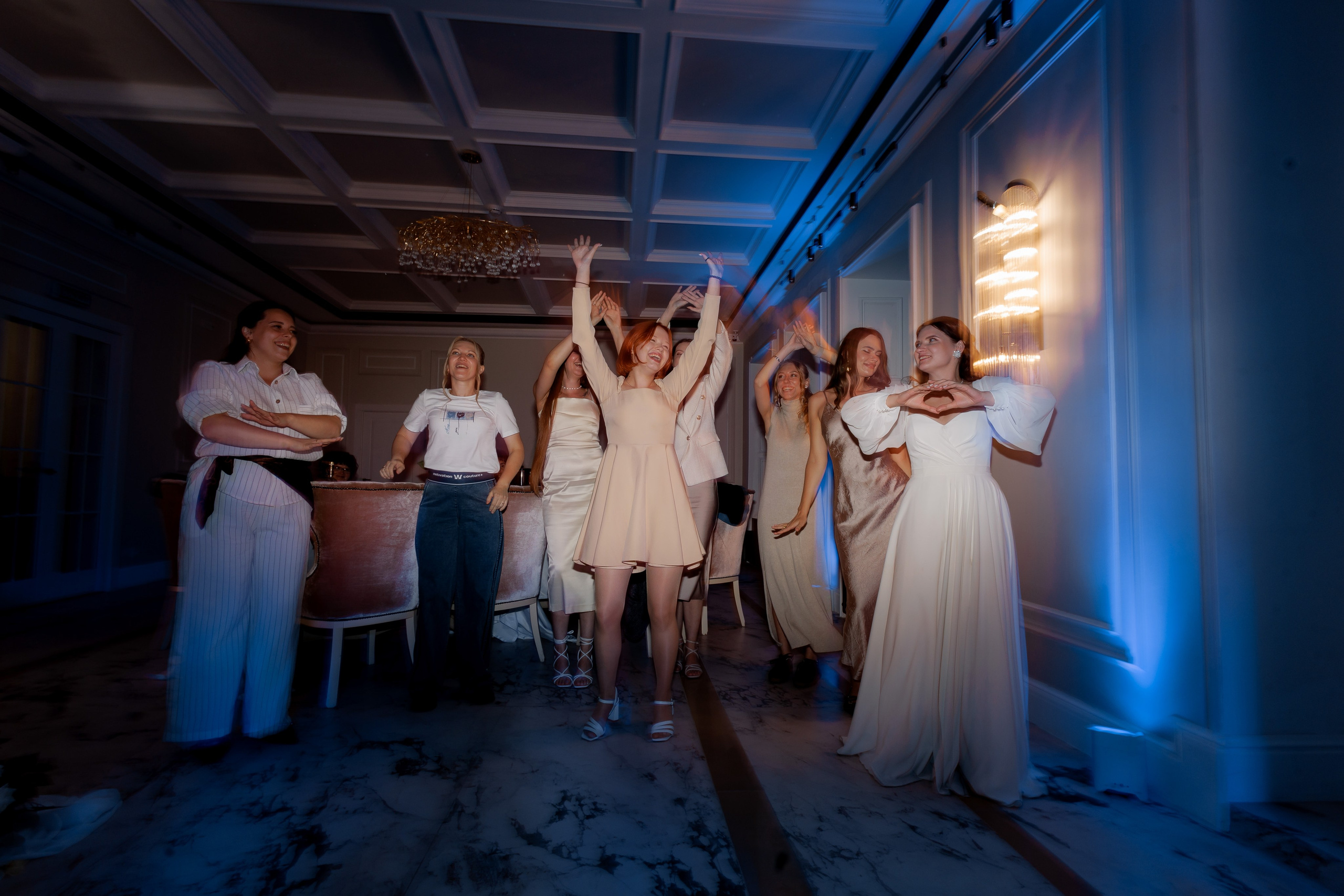 Свадебный банкет Полины и Ильи: волшебство в «Музыке и Времени». Свадебный фотограф Михаил Александров