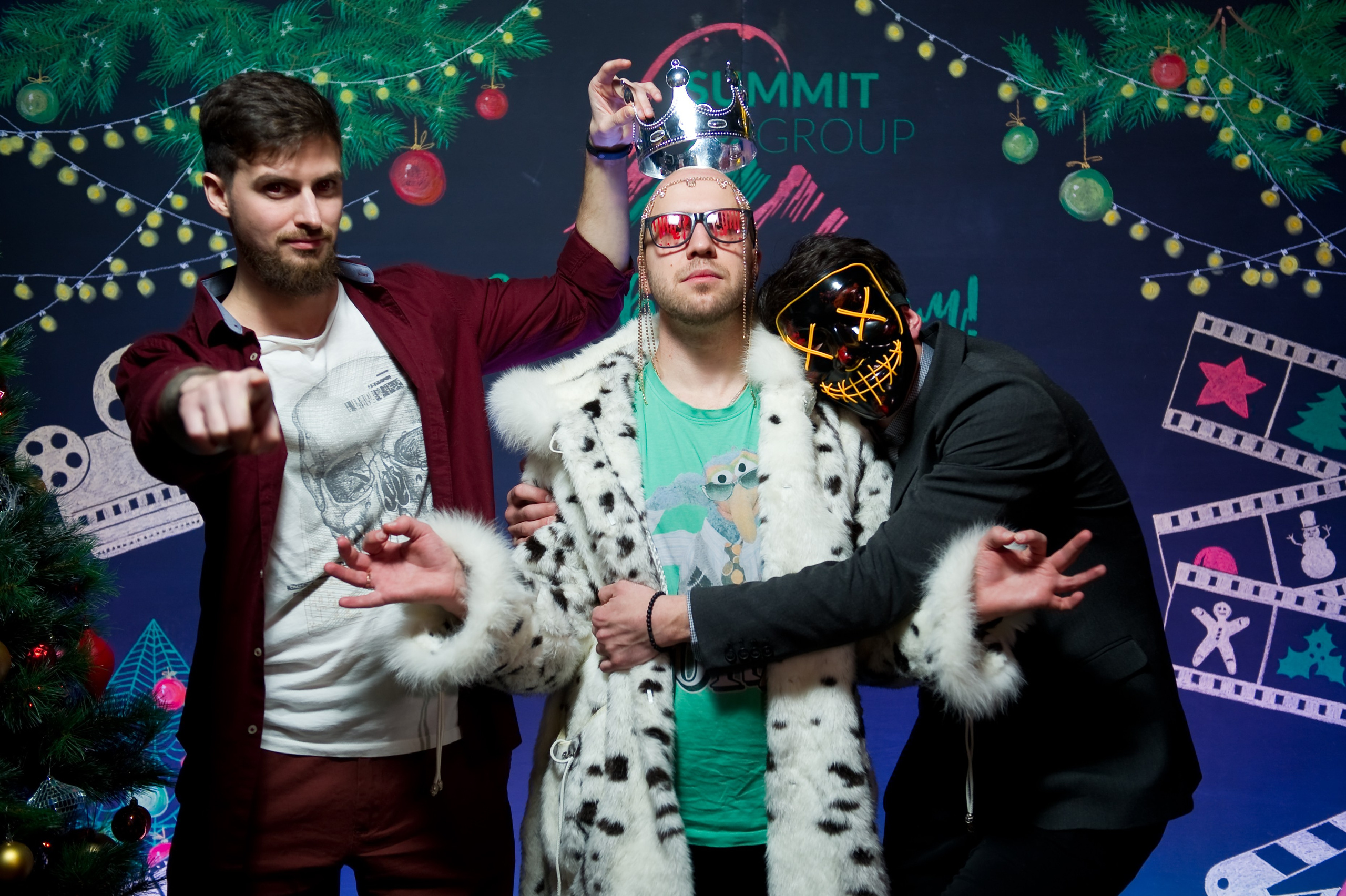 Новогодний корпоратив Summit. Репортажный фотограф и видеограф Слава Думчев. Тимбилдинги, отчетники, корпоративы