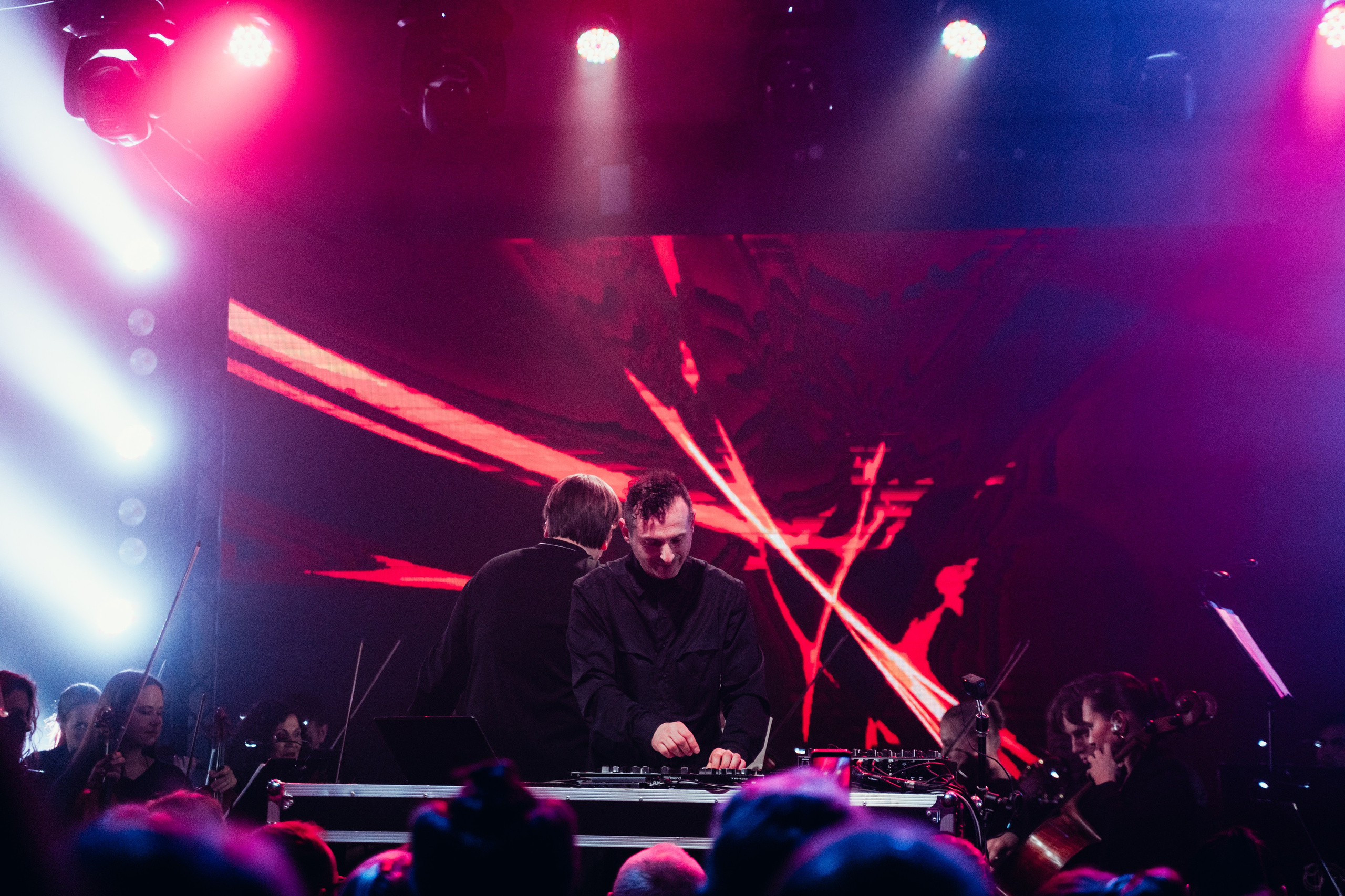 Оркестр ЦСМ, Юрий Усачев и Роман Пархоменко. Главная