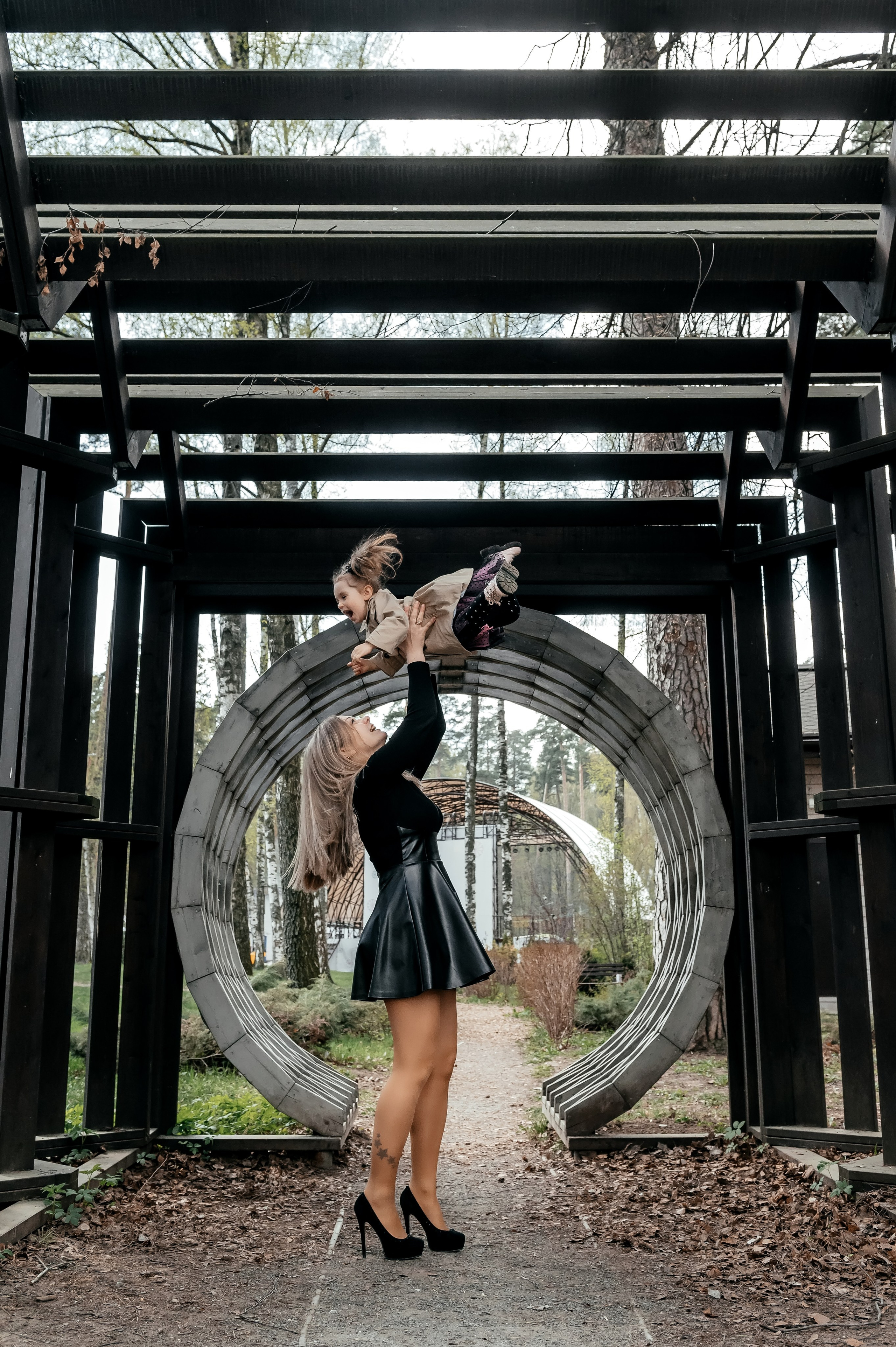 Кристина и семья, Ногинск, парк. Свадебный и семейный фотограф Виктория Носачёва. Щелково, Москва и МО