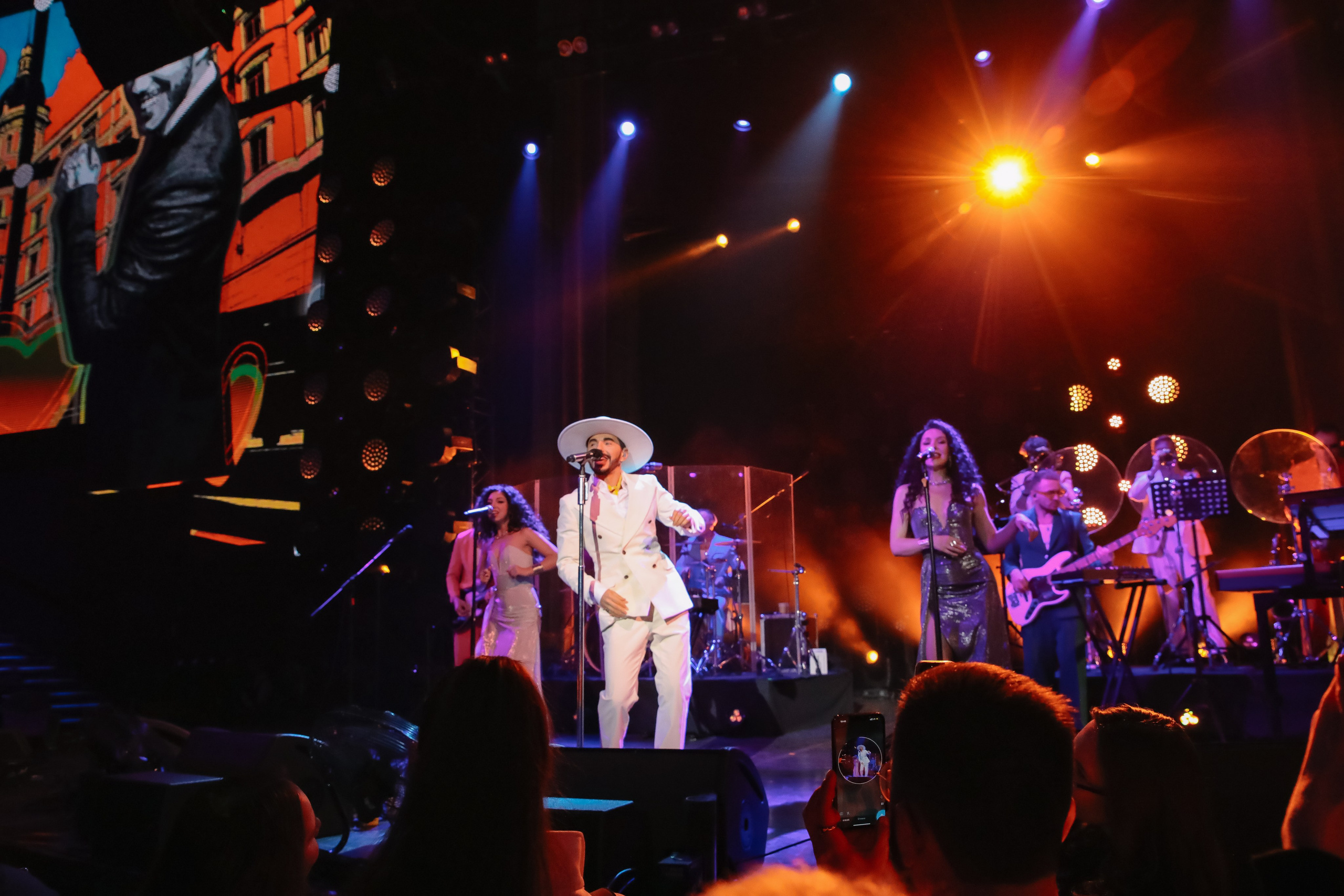 Тимур Родригез «Настроение Родригез» Vegas City Hall 30.11.24. Фотограф в Москве Яна Полосина