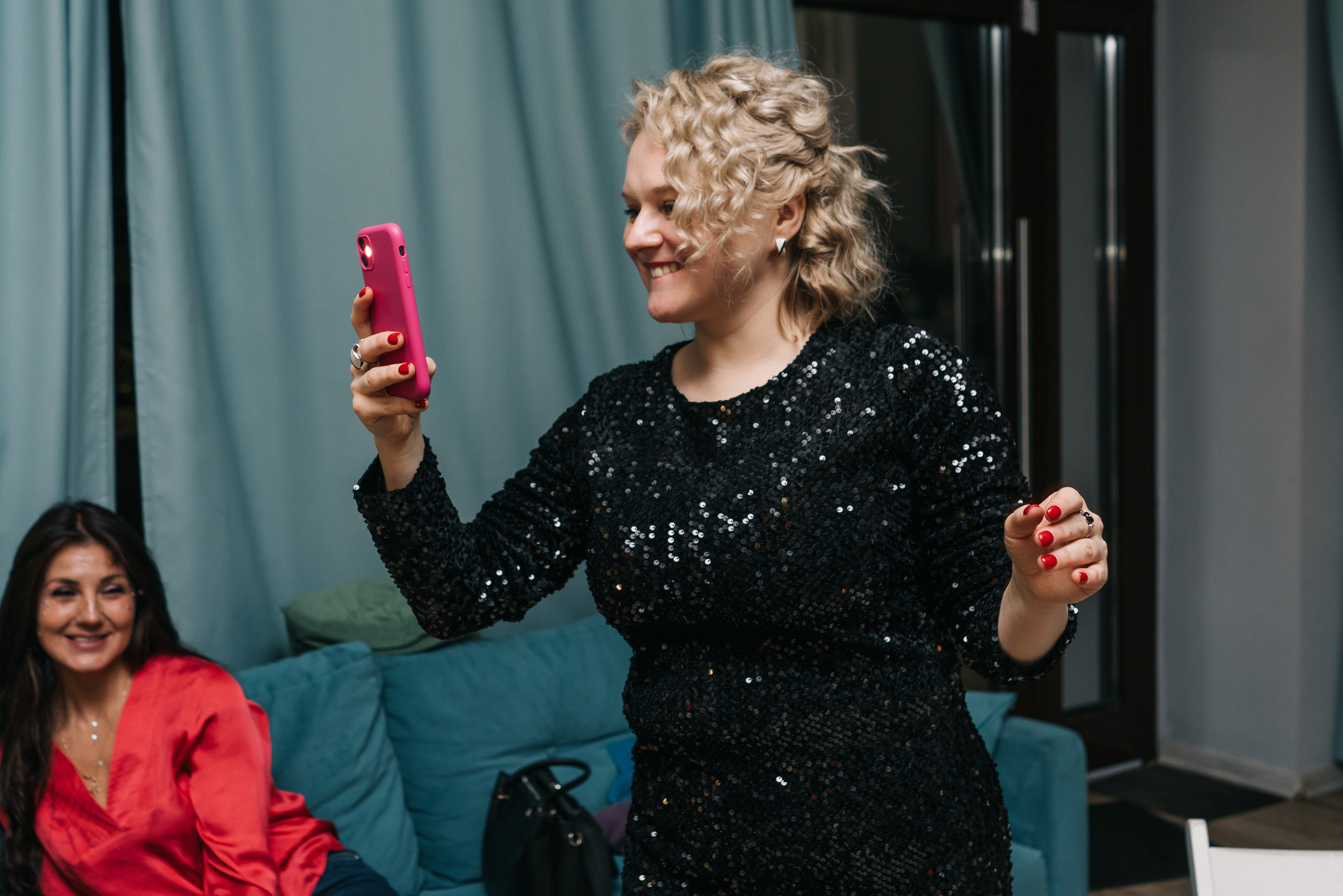 Бизнес-стендап. Женский фотограф в Москве Анастасия Сидорова