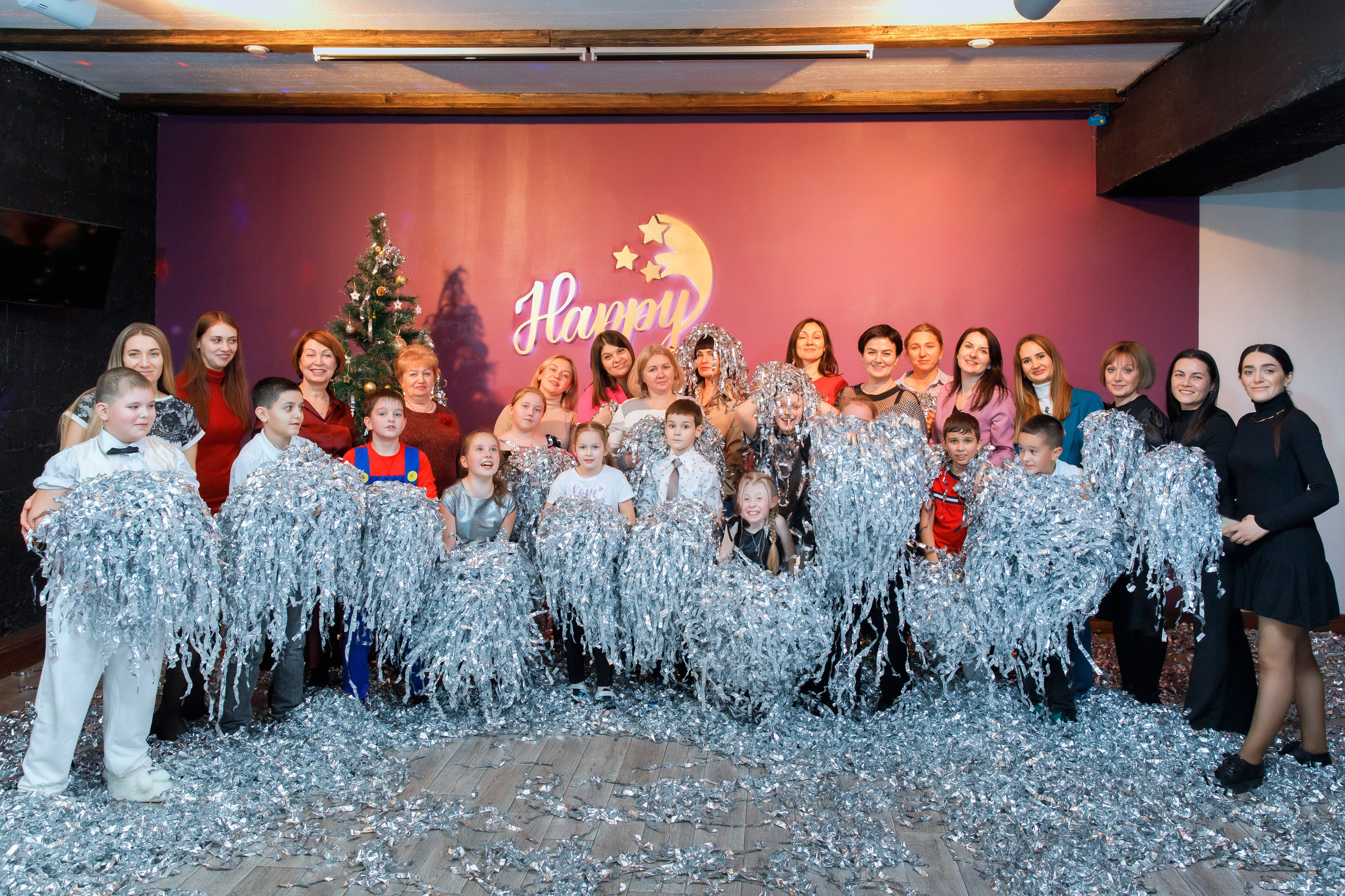Школа «Кристалл» | Новогодняя программа. Свадебный, семейный и школьный фотограф в Сызрани Максим Баталов