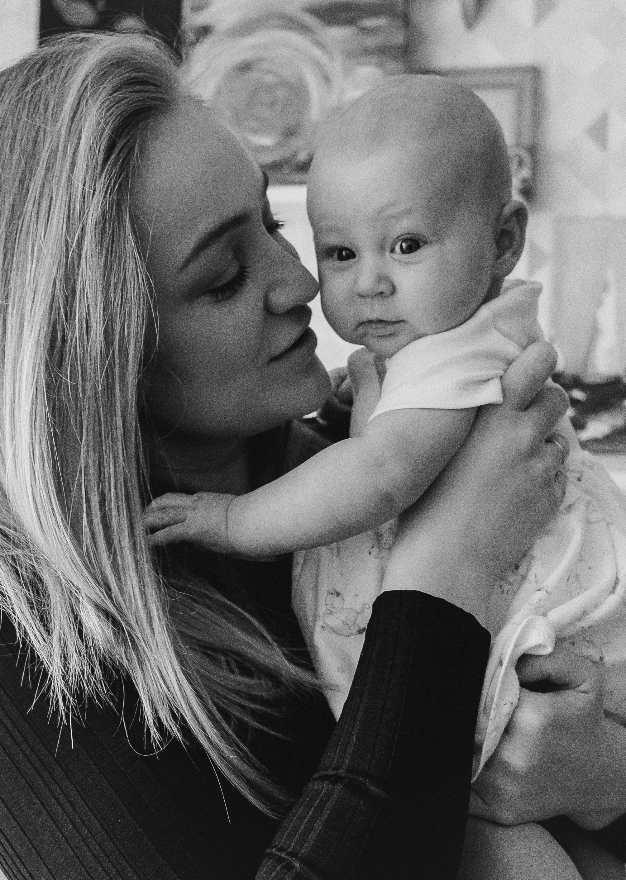 Аня и Антон с малышкой Полиной. Репортажный фотограф в Тюмени Татьяна Мужева