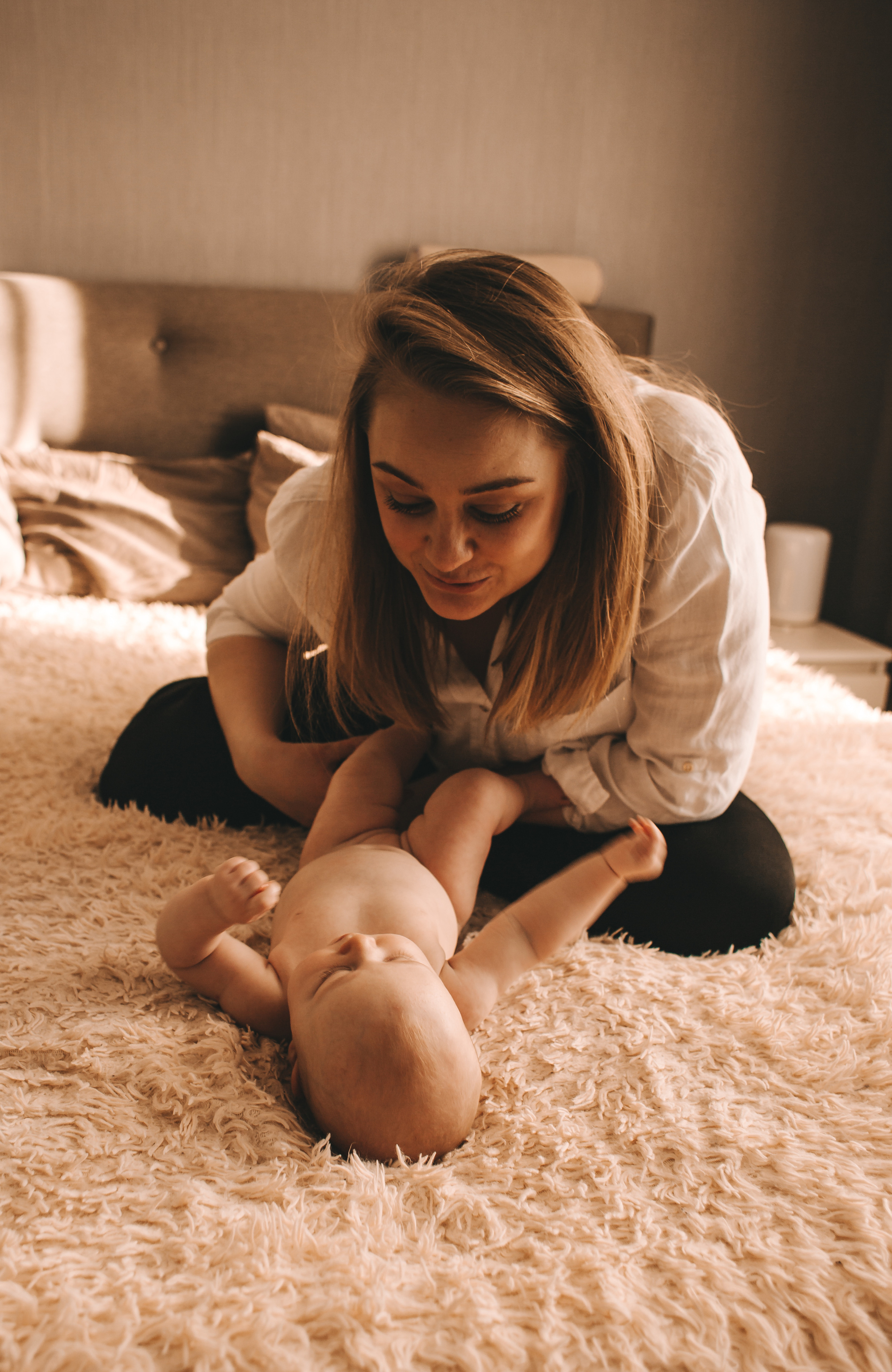 Аня и Антон с малышкой Полиной. Репортажный фотограф в Тюмени Татьяна Мужева