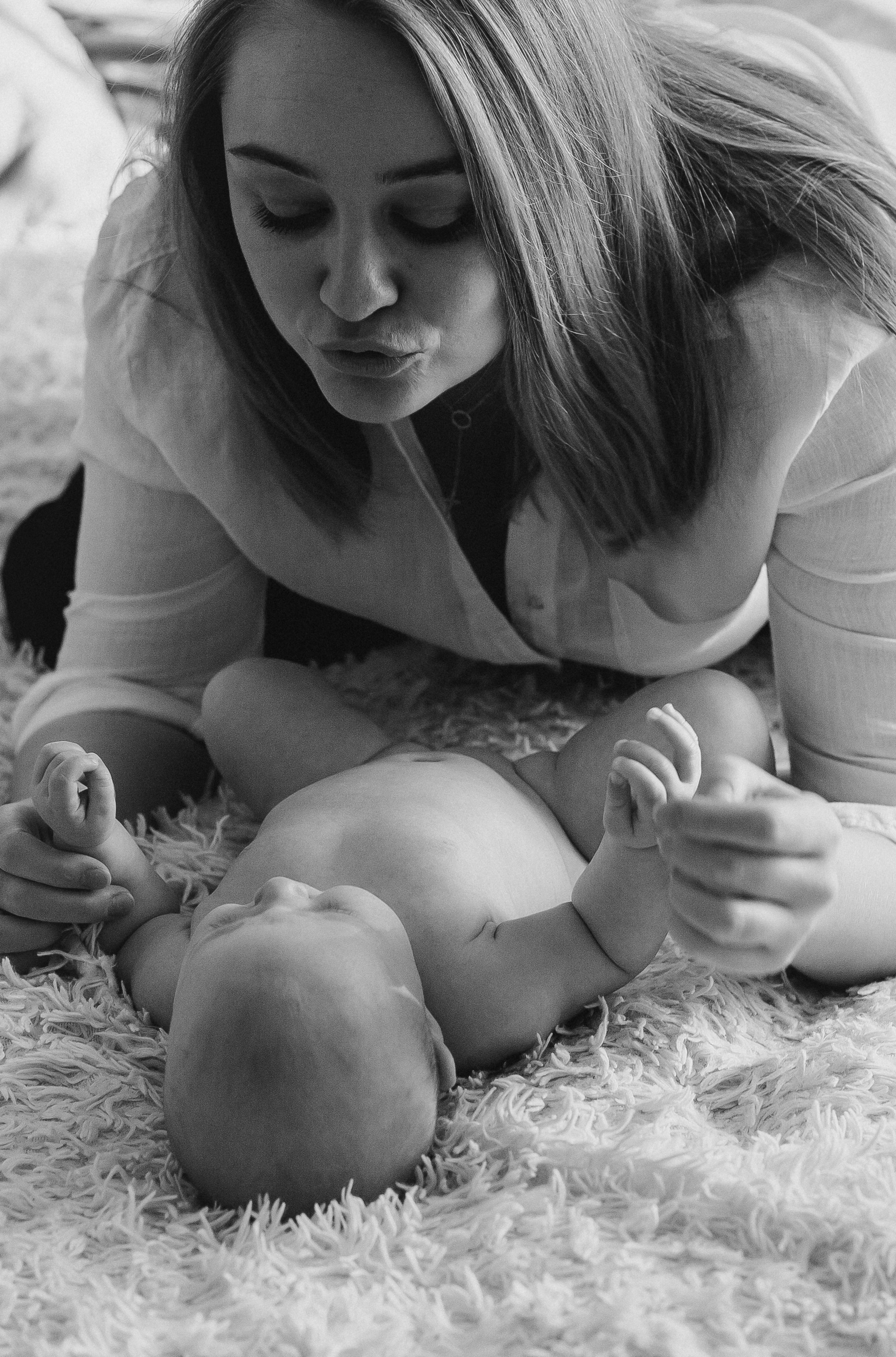 Аня и Антон с малышкой Полиной. Репортажный фотограф в Тюмени Татьяна Мужева