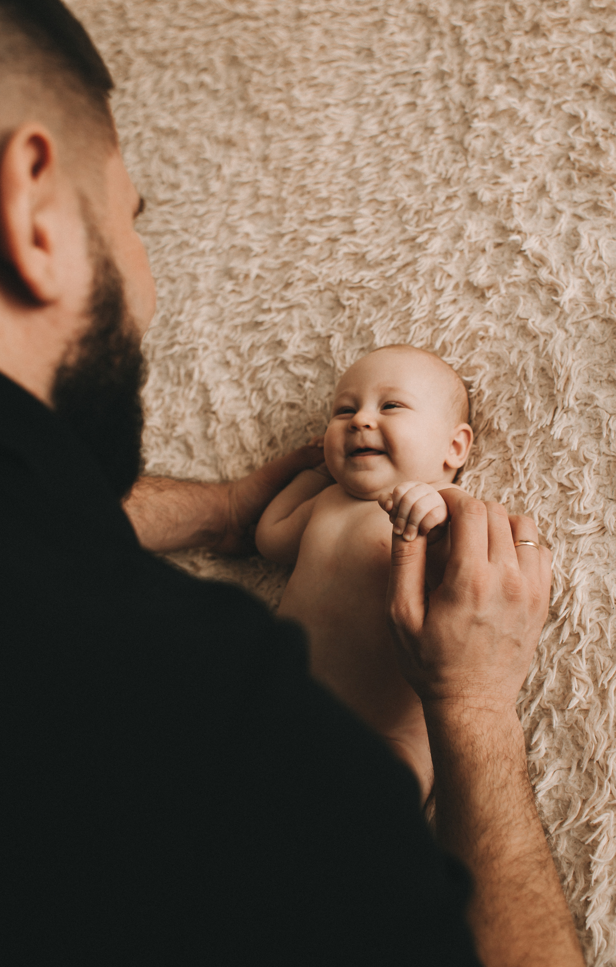 Аня и Антон с малышкой Полиной. Репортажный фотограф в Тюмени Татьяна Мужева