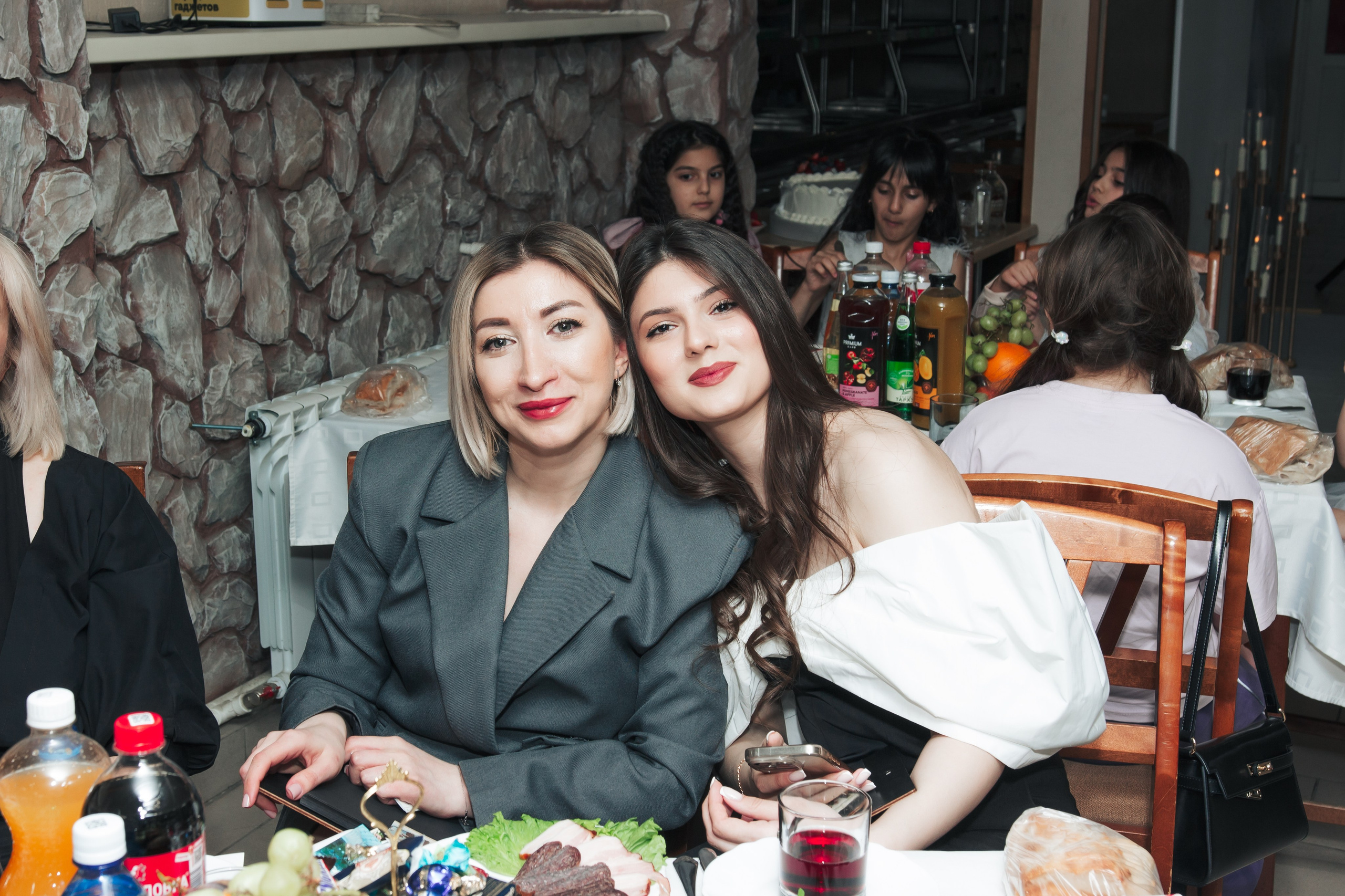 Помолвка Андроник и Мелине. Фотограф Новосибирск