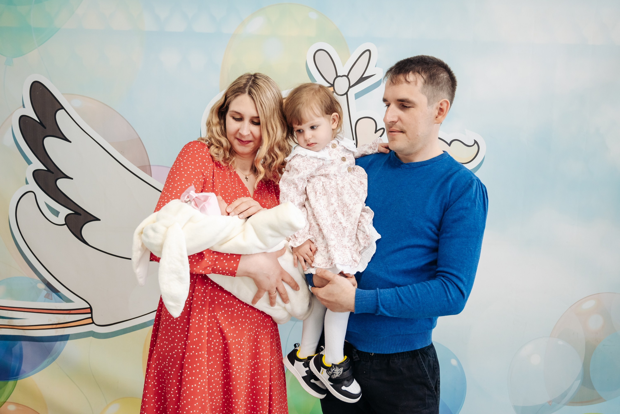 Выписка из роддома. Фотограф Татьяна Ульянова. Съёмка выписки из роддома, Таинства Крещения
