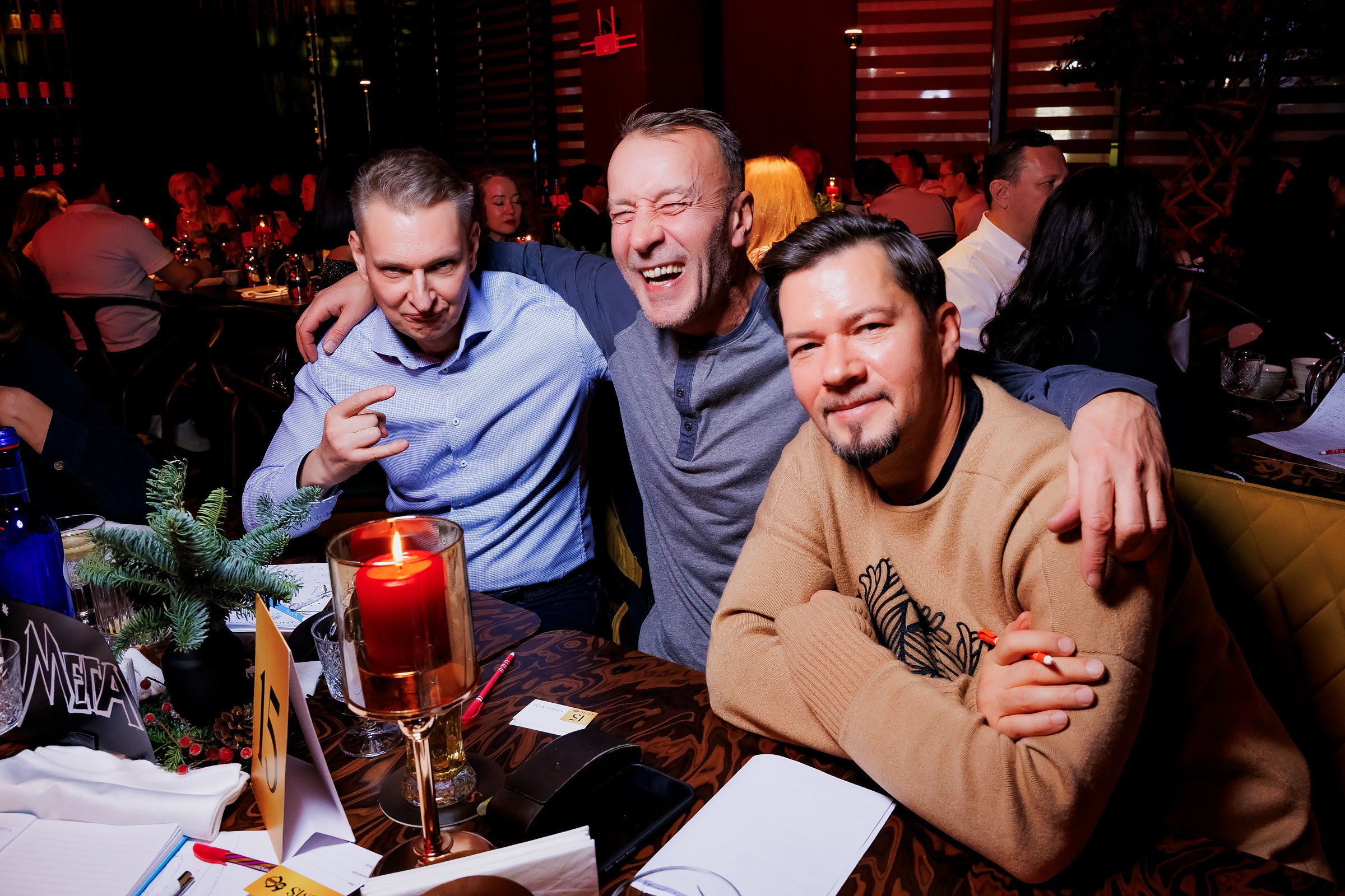 Вокруг Света за 60 Секунд-Sunset Meat Restaurant. Репортажный фотограф в Алматы Каюпов Сержан