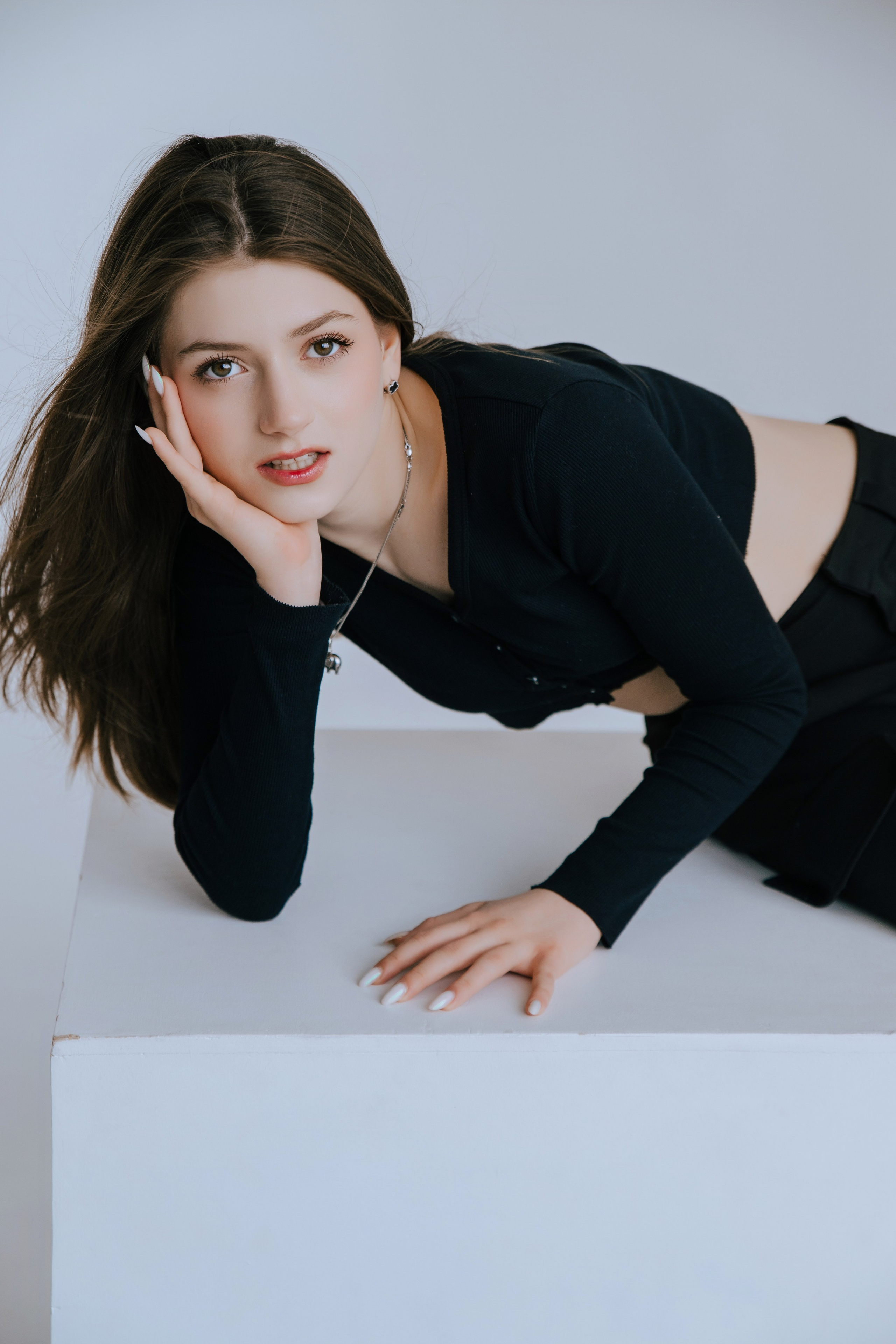 Гимназия им. Сайбеля — Выпуск 2024, 9 класс. Фотограф Ярмишко Дарья. Выпускные фотокниги