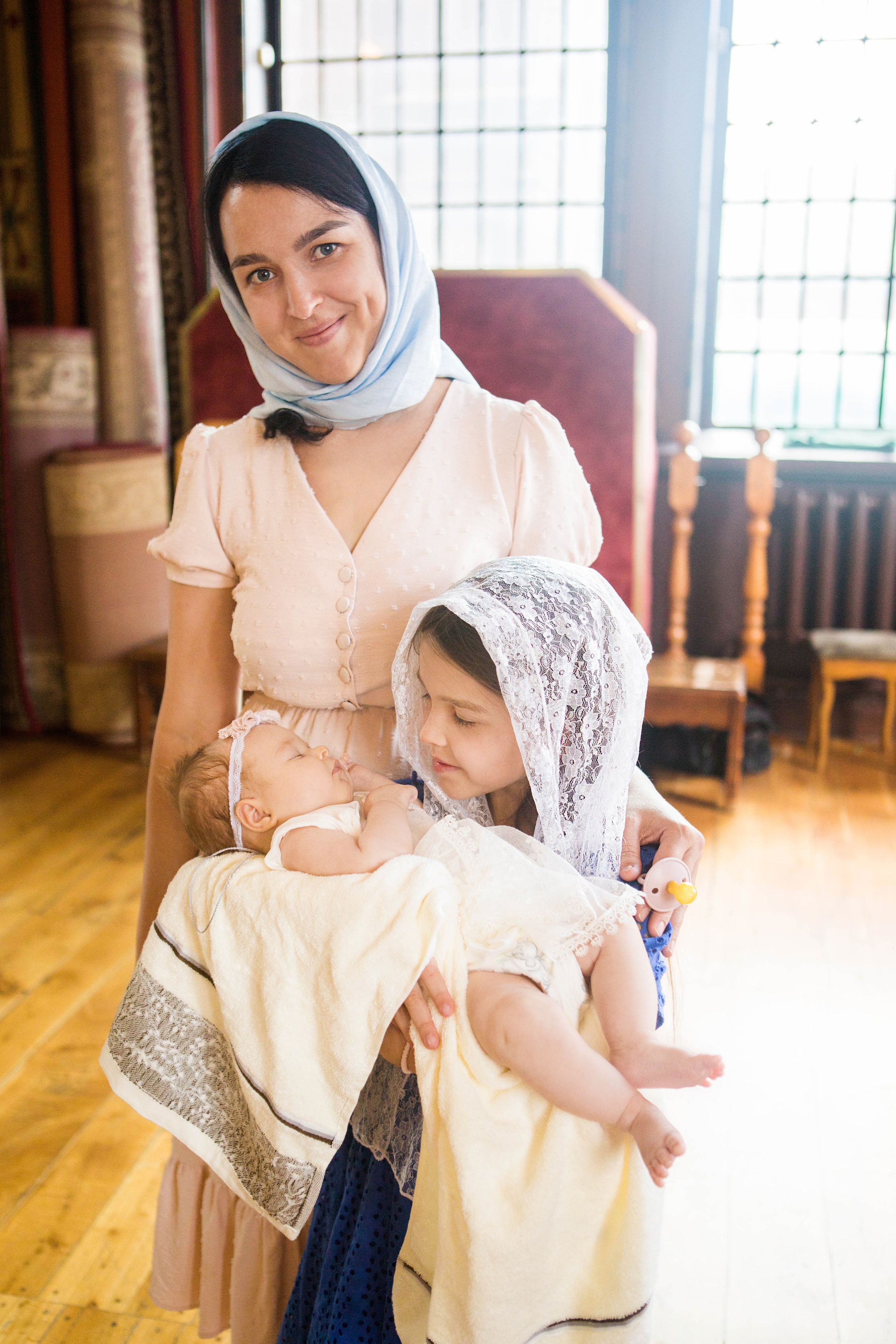 Крещение Анны. Свято-Троицкий собор. Свадебный семейный и детский фотограф в Краснодаре Карина Федоровская