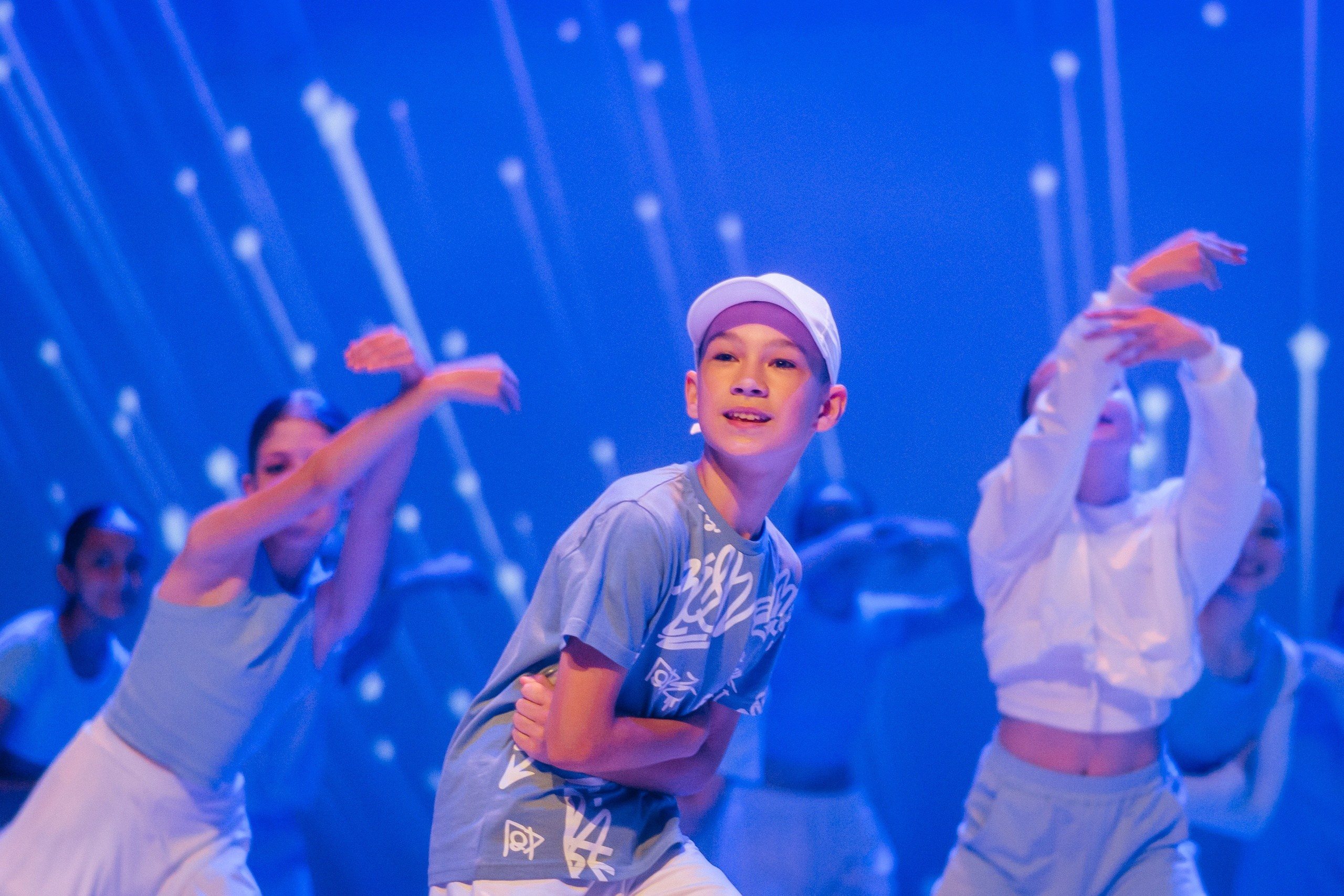 Танцы. Фотограф Елена Рогашкова