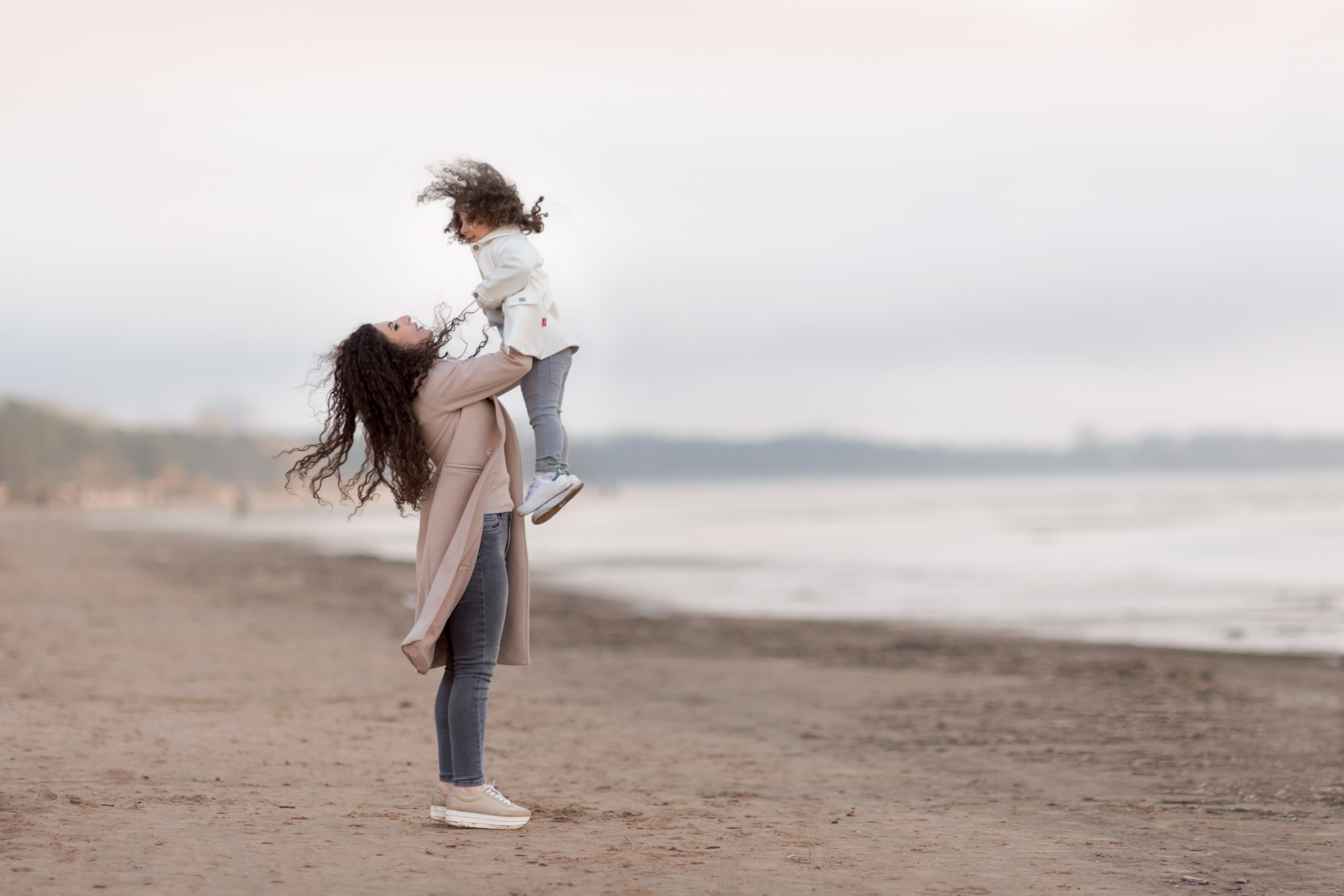 Фотосессия на Финском заливе. Диана и Элиса. Фотограф Юлия Кондратьева