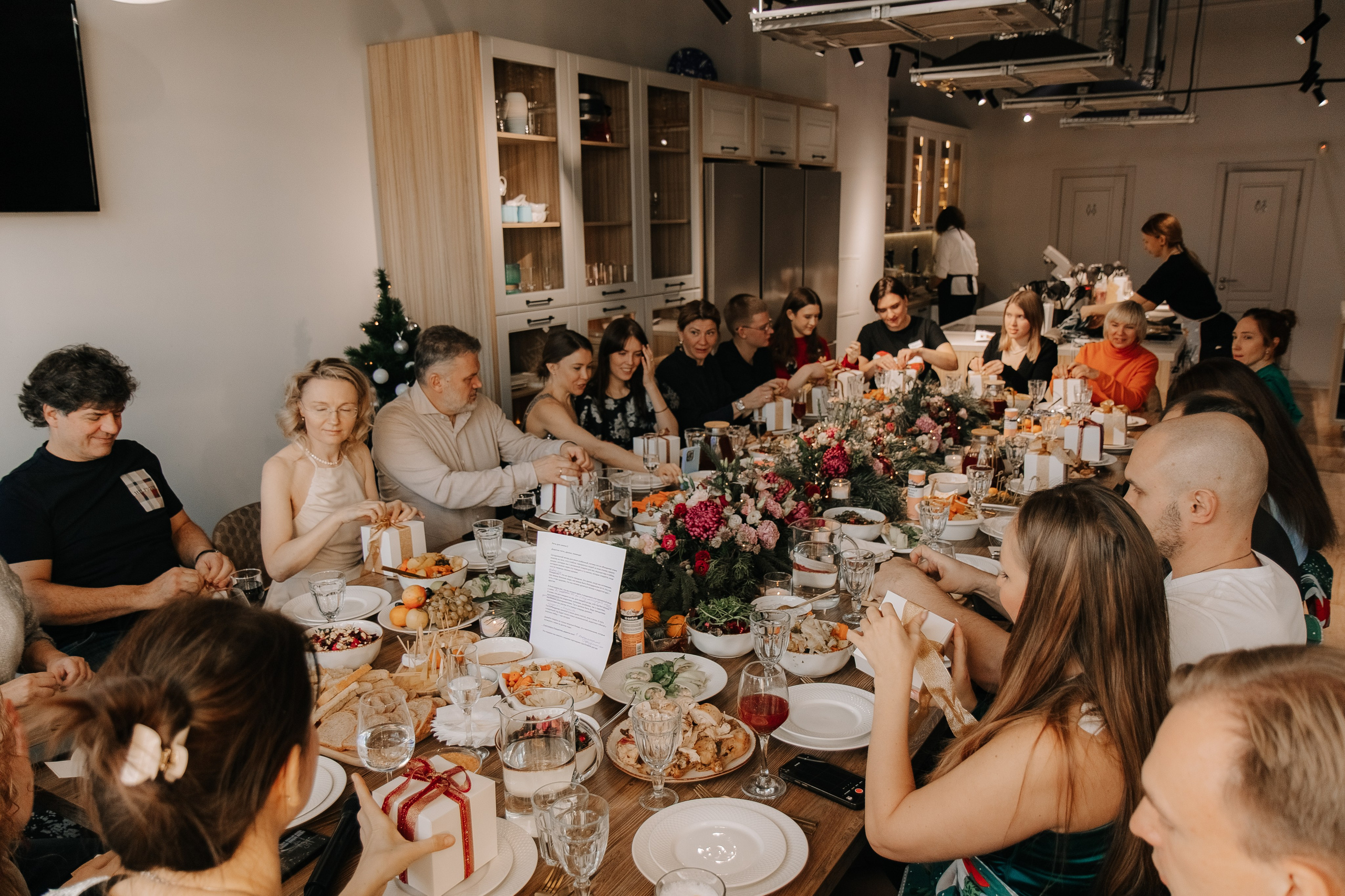 Рождественский обед 12.2024. Семейный и детский фотограф в Королёве Шарутина Лидия